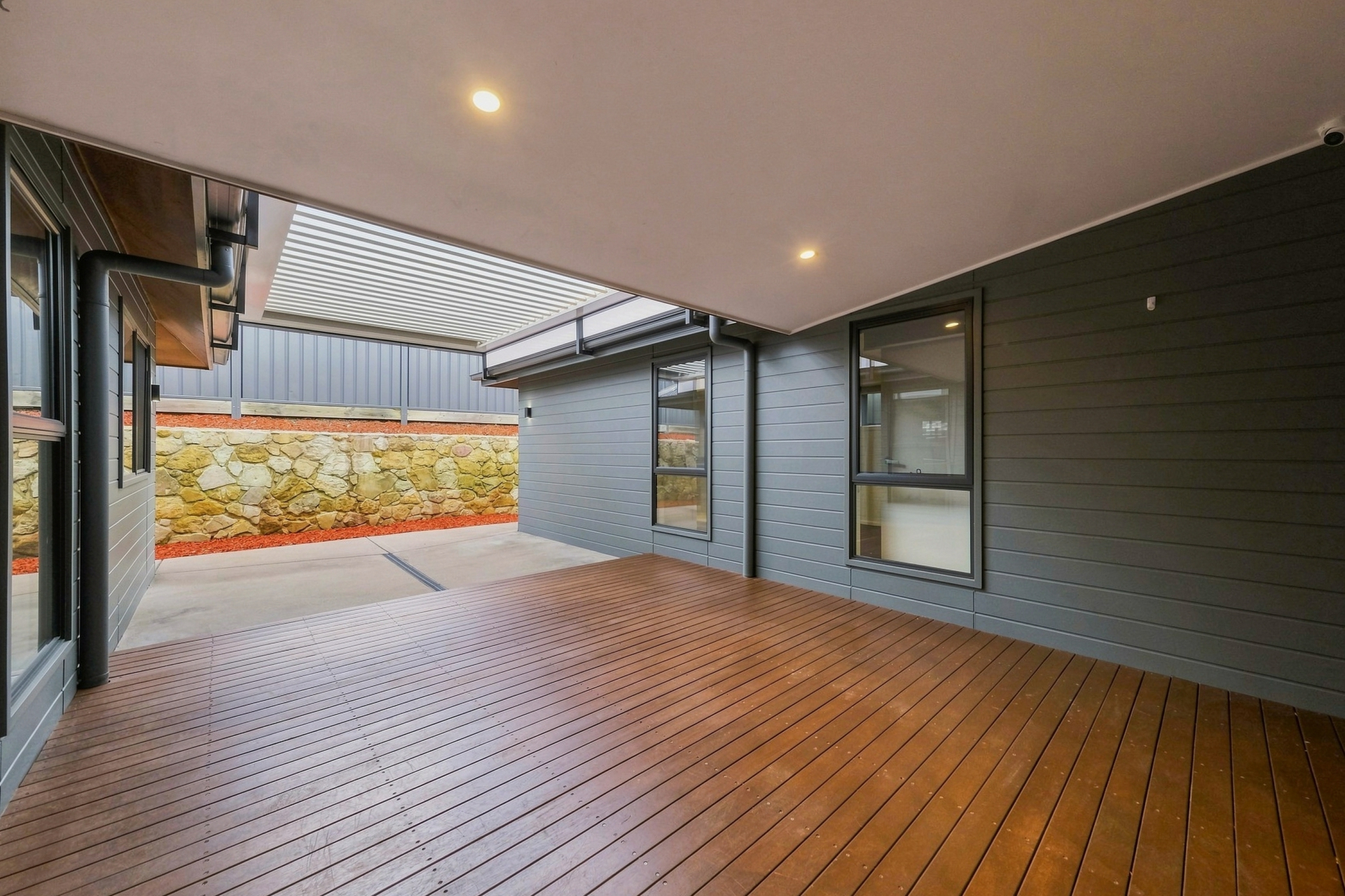 7 Fowlie Terrace — photo 23 of 30
