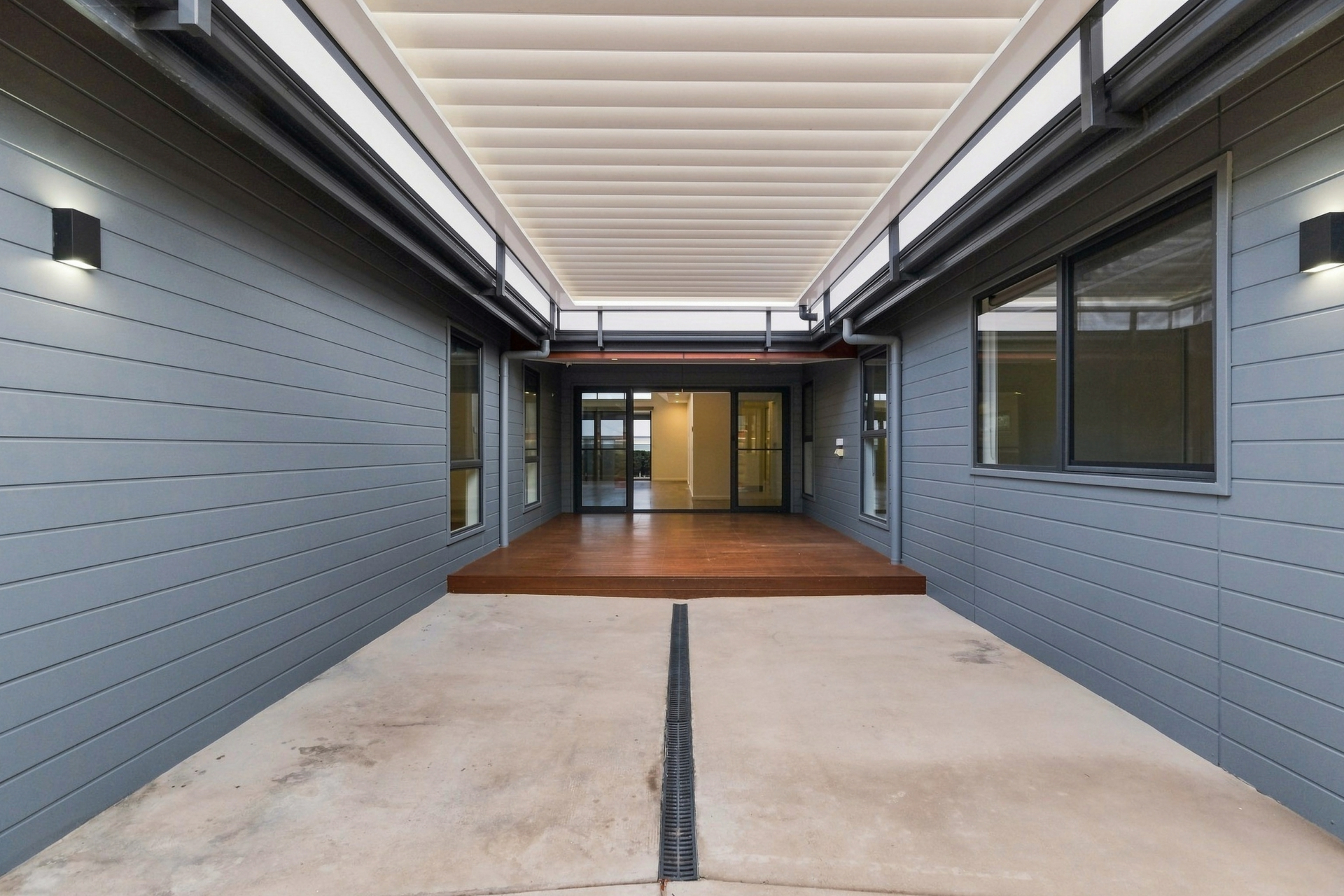 7 Fowlie Terrace — photo 25 of 30