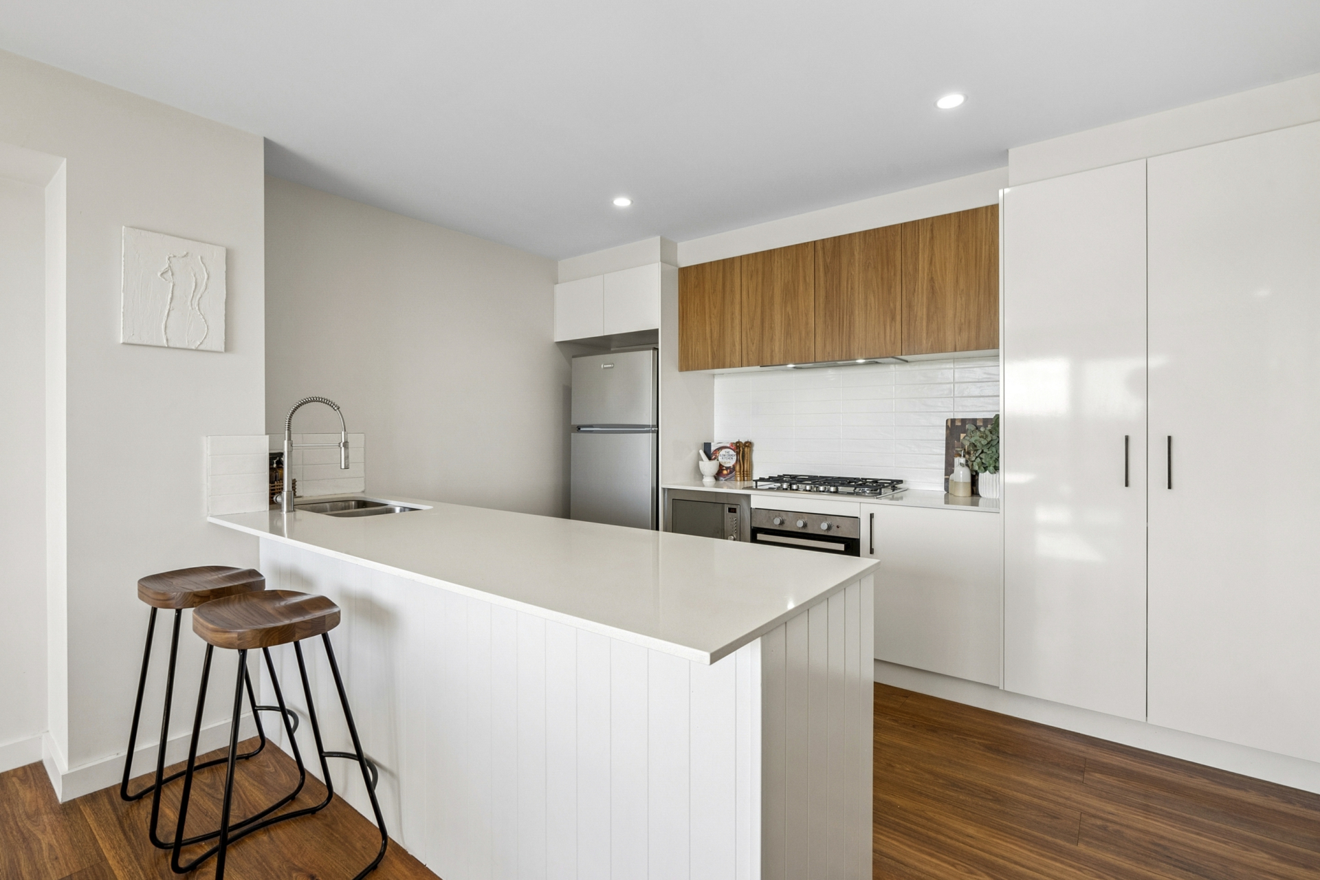 79 Holborow Avenue — photo 10 of 30
