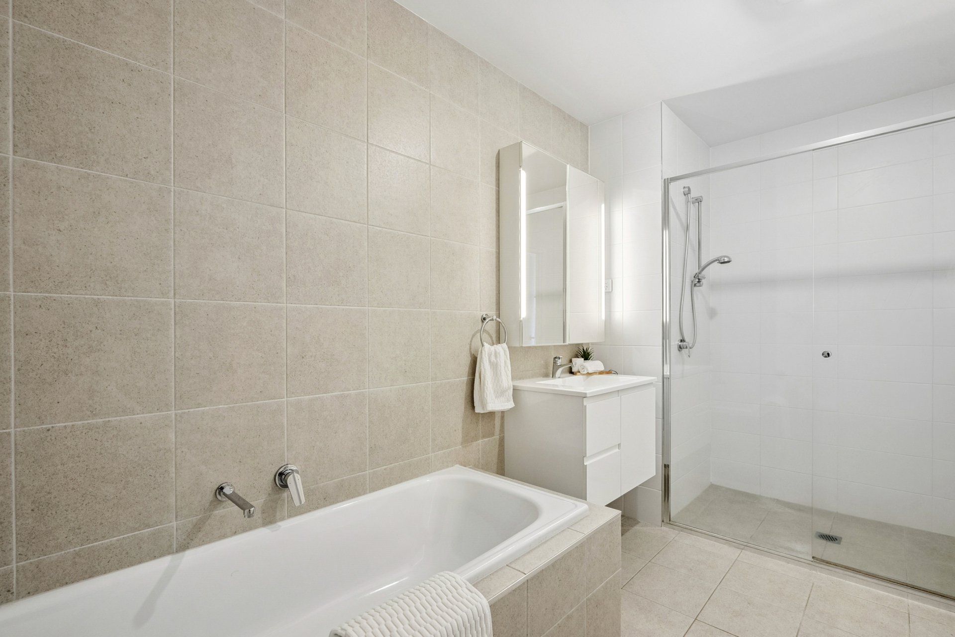 79 Holborow Avenue — photo 16 of 30