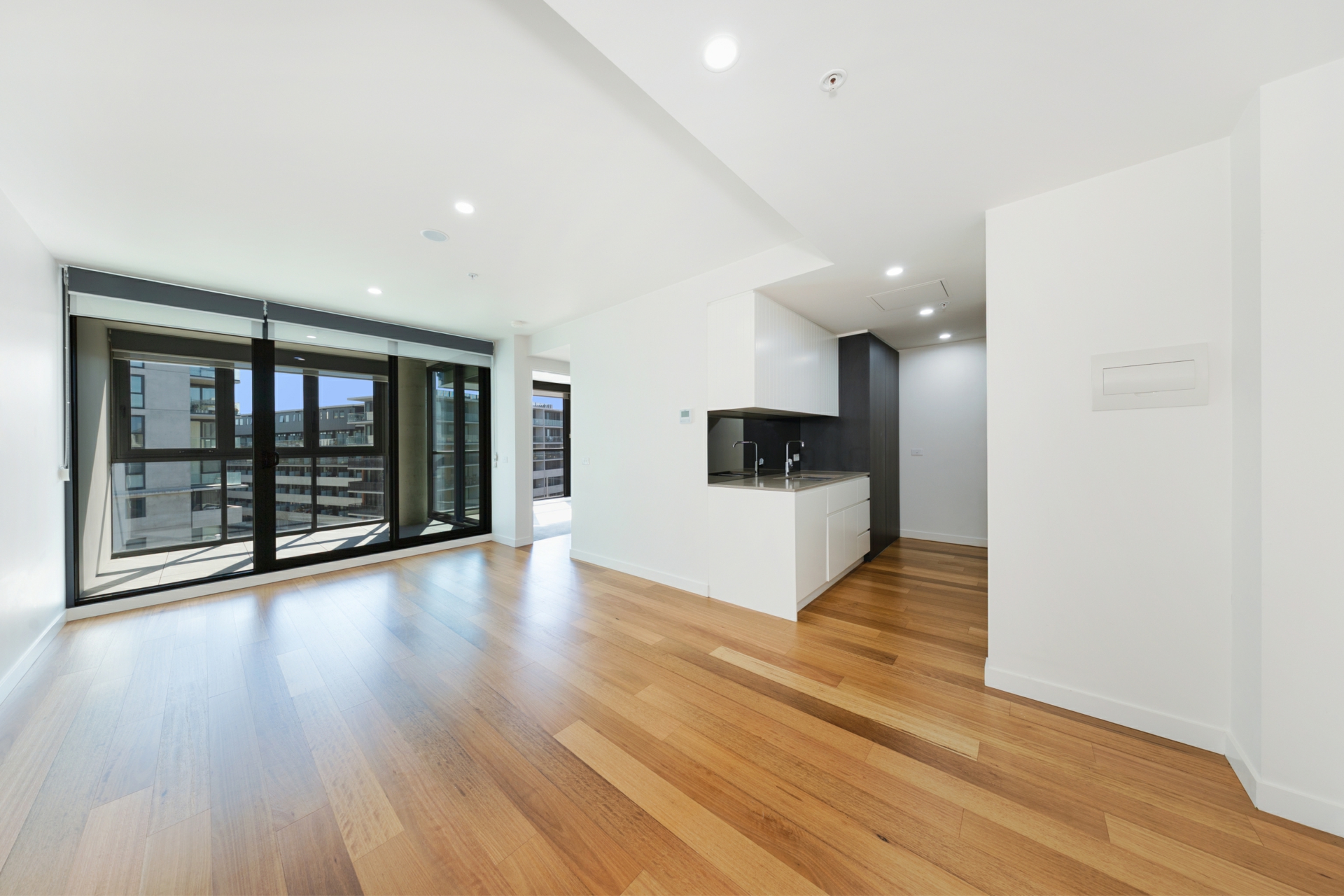 405/2 Batman Street — photo from LJ Hooker Canberra City