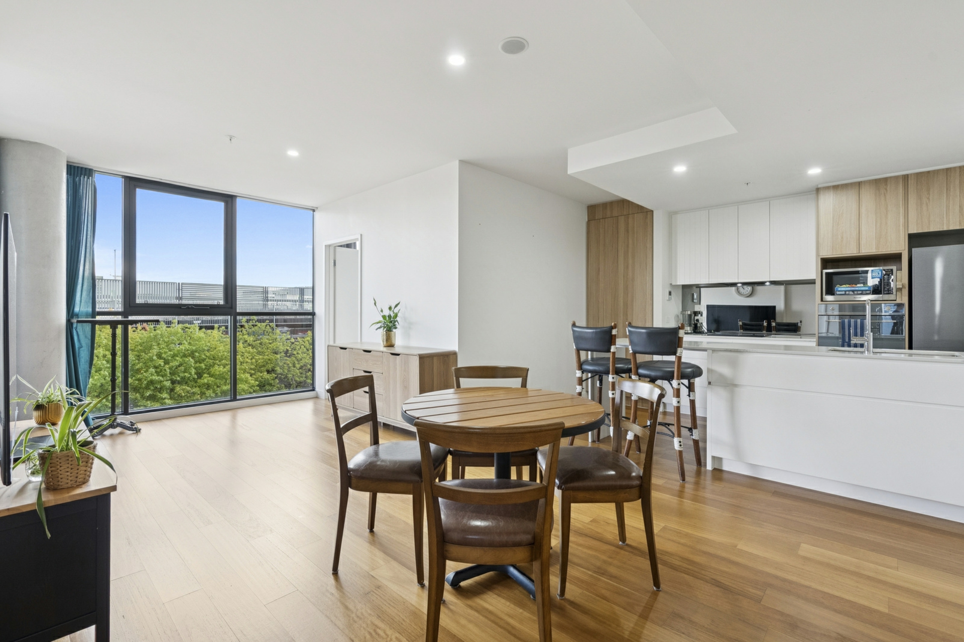 320/45 Ainslie Avenue — photo from LJ Hooker Canberra City