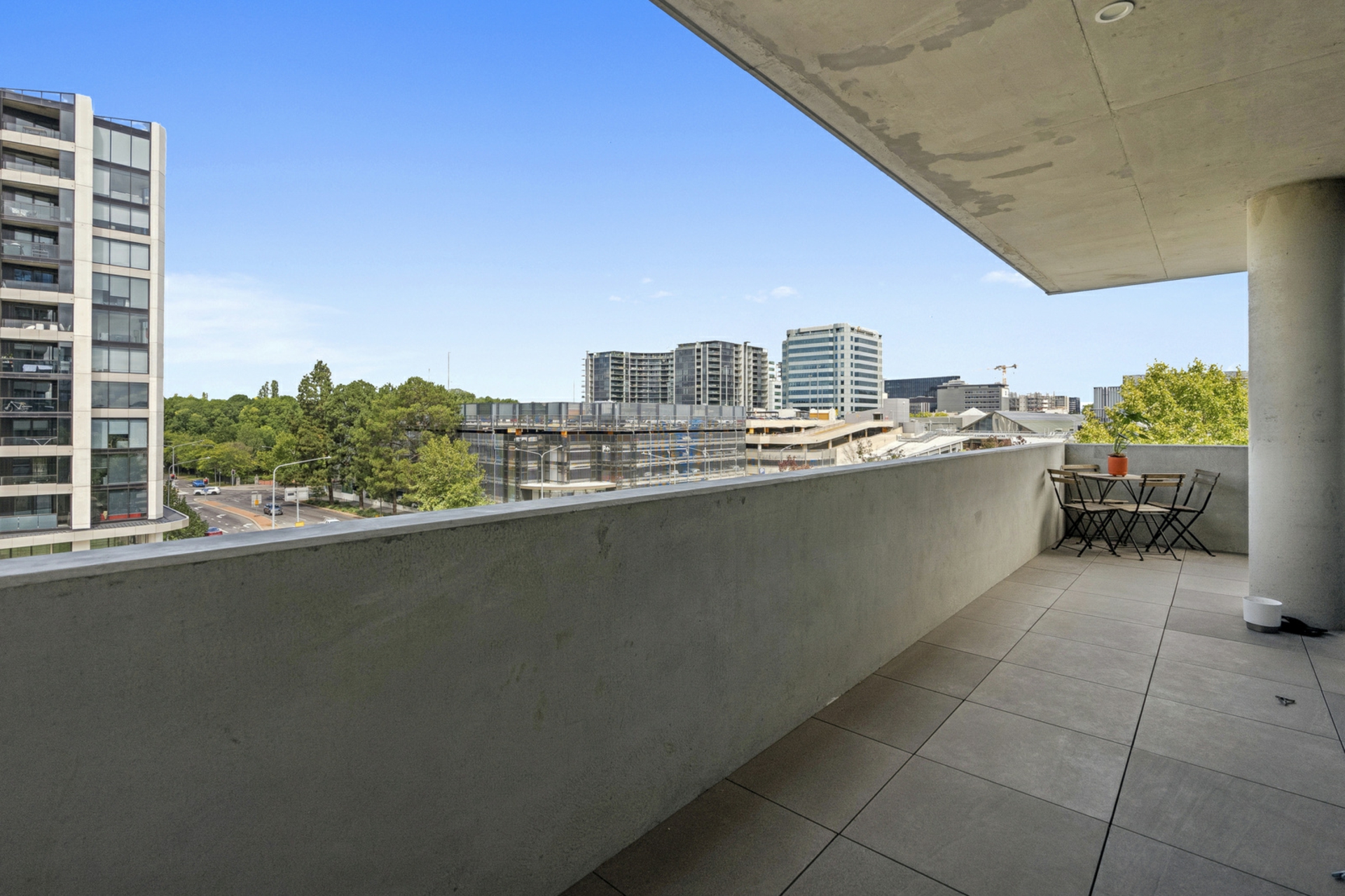320/45 Ainslie Avenue — photo 19 of 21