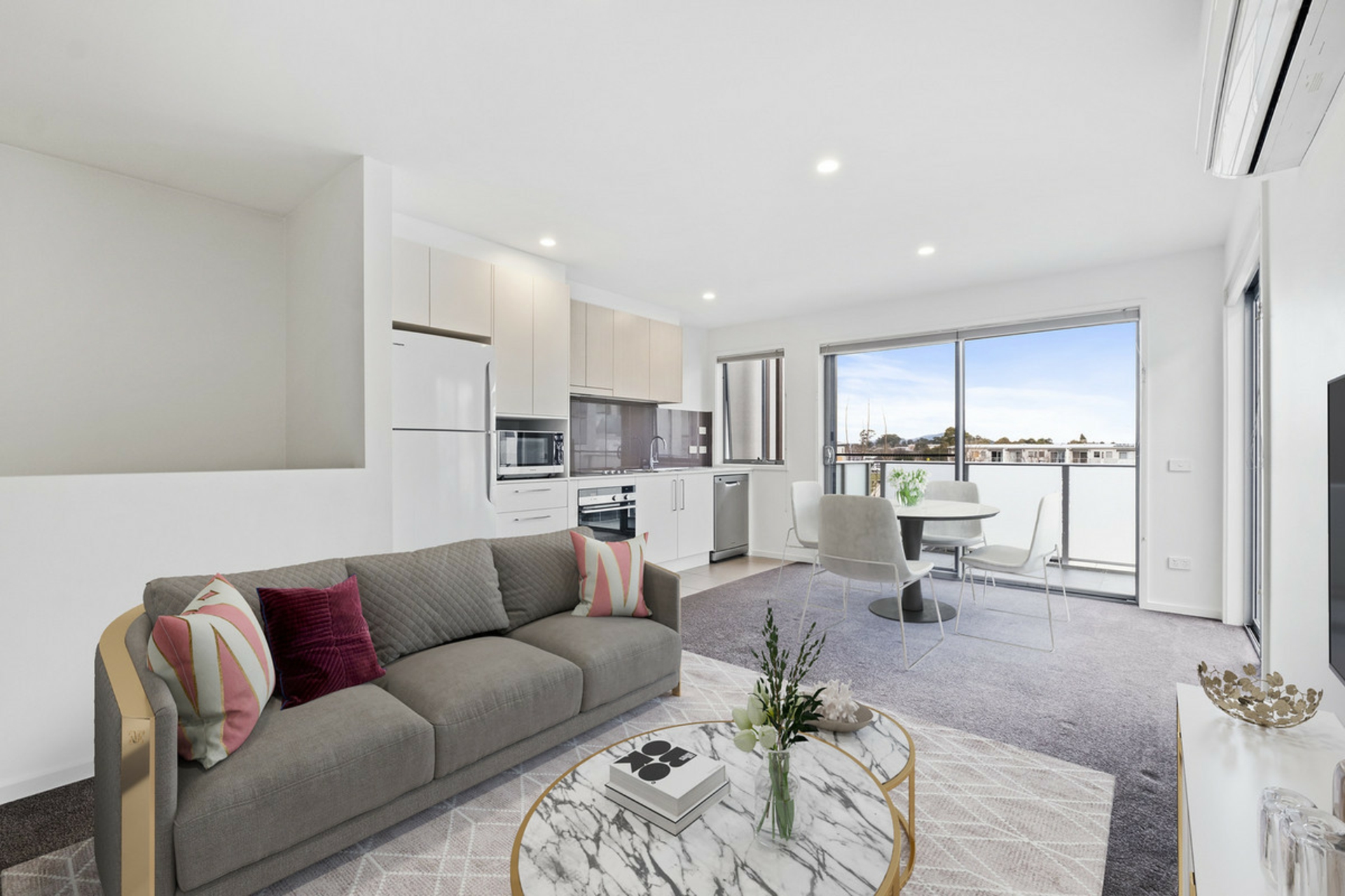 4/6 Sapling Street — photo 3 of 16