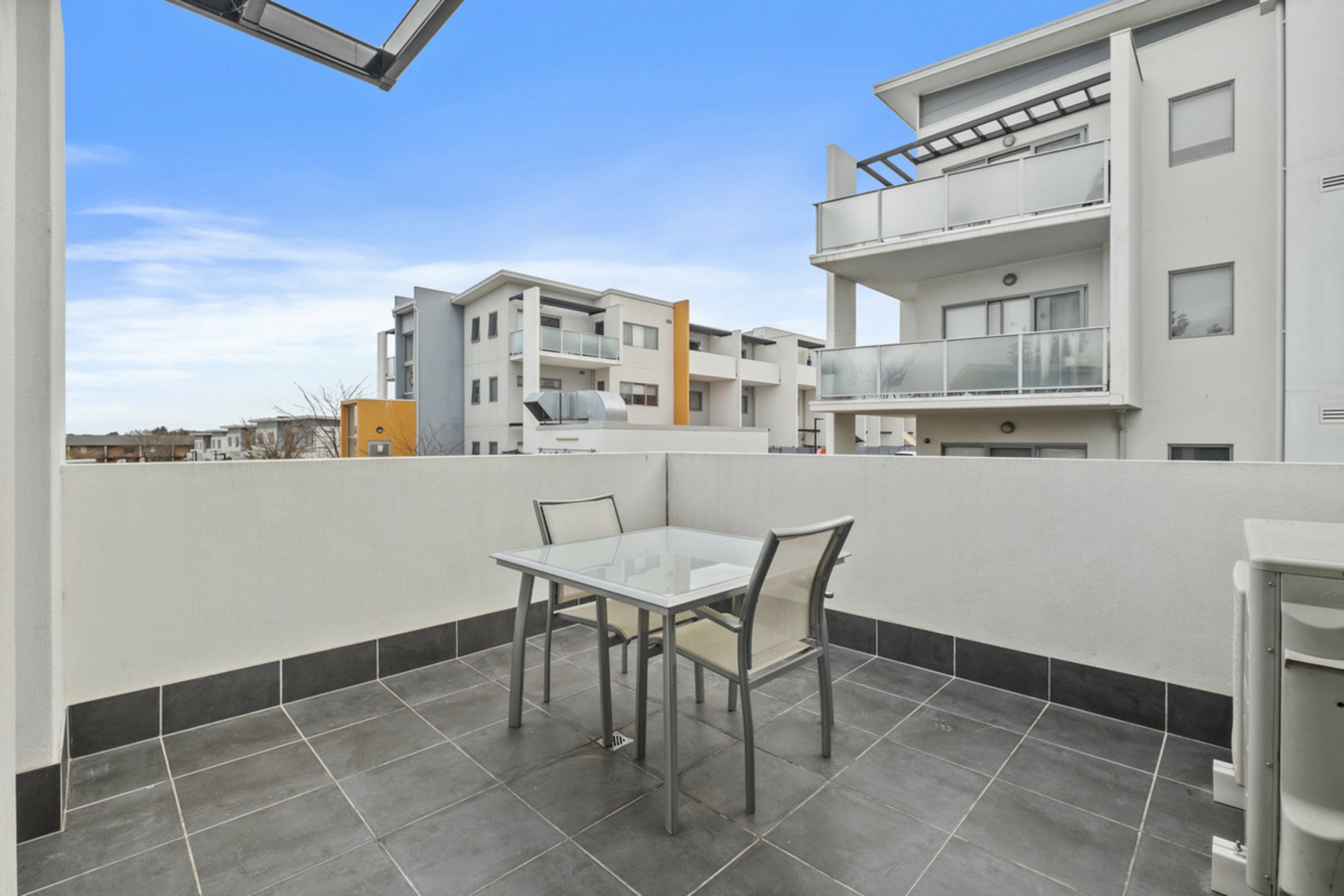4/6 Sapling Street — photo 10 of 16