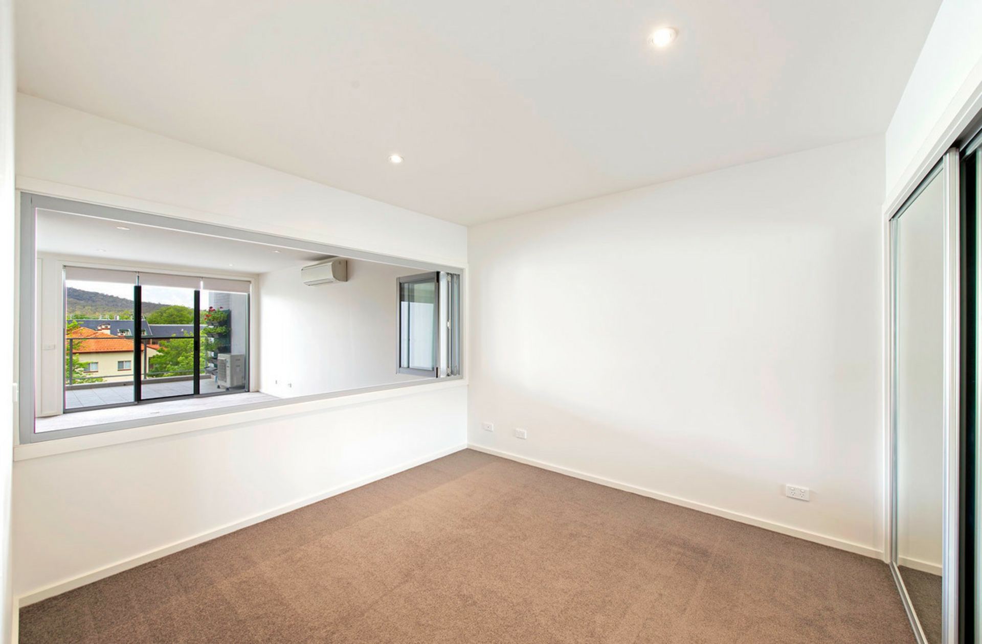 58/35 Torrens Street — photo 8 of 14