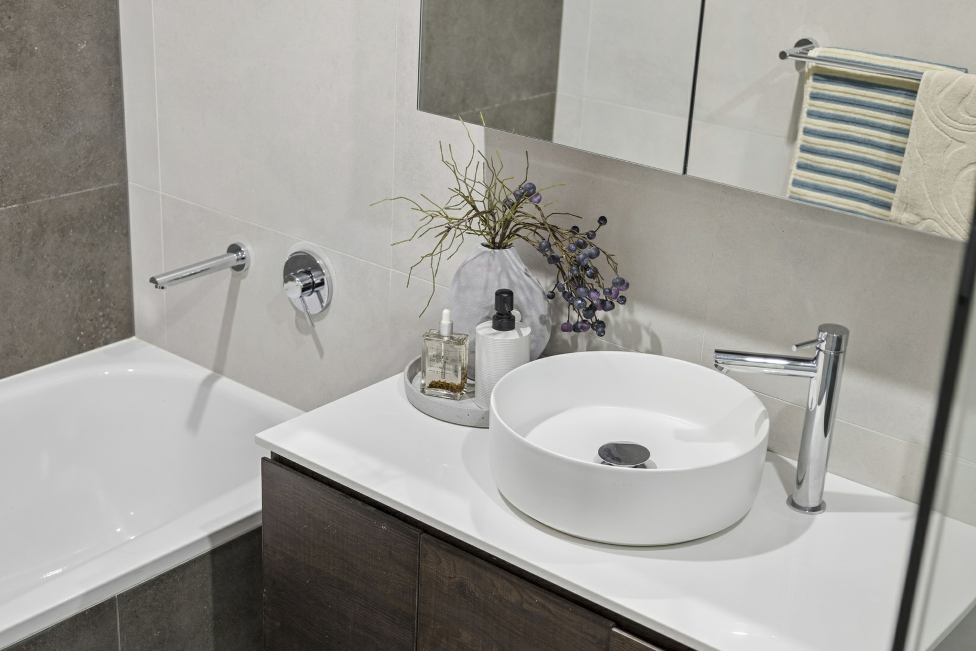 1/37 Forbes Street — photo 17 of 30
