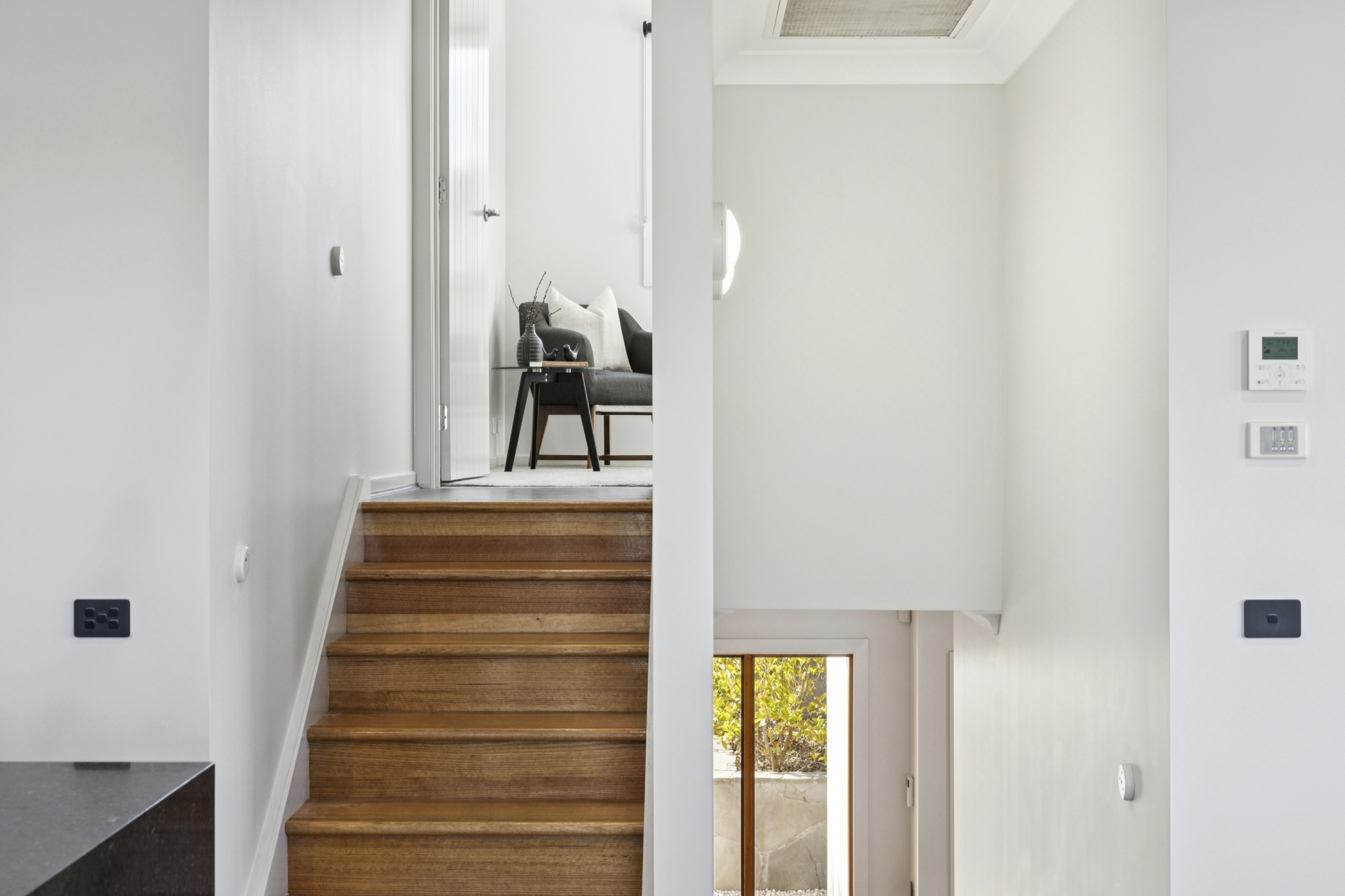 27 Temple Terrace — photo 3 of 30
