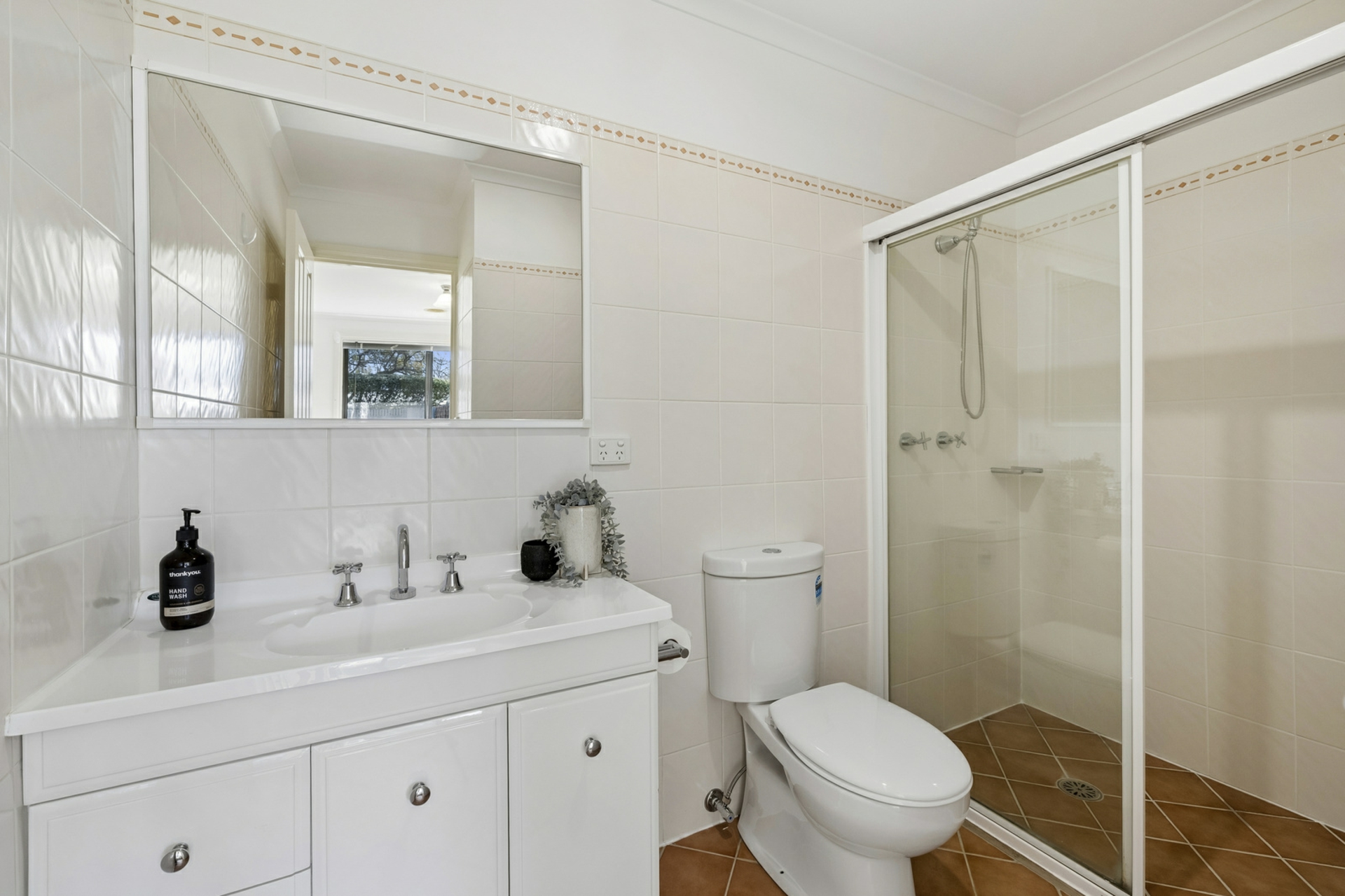 27 Melba Street — photo 13 of 28