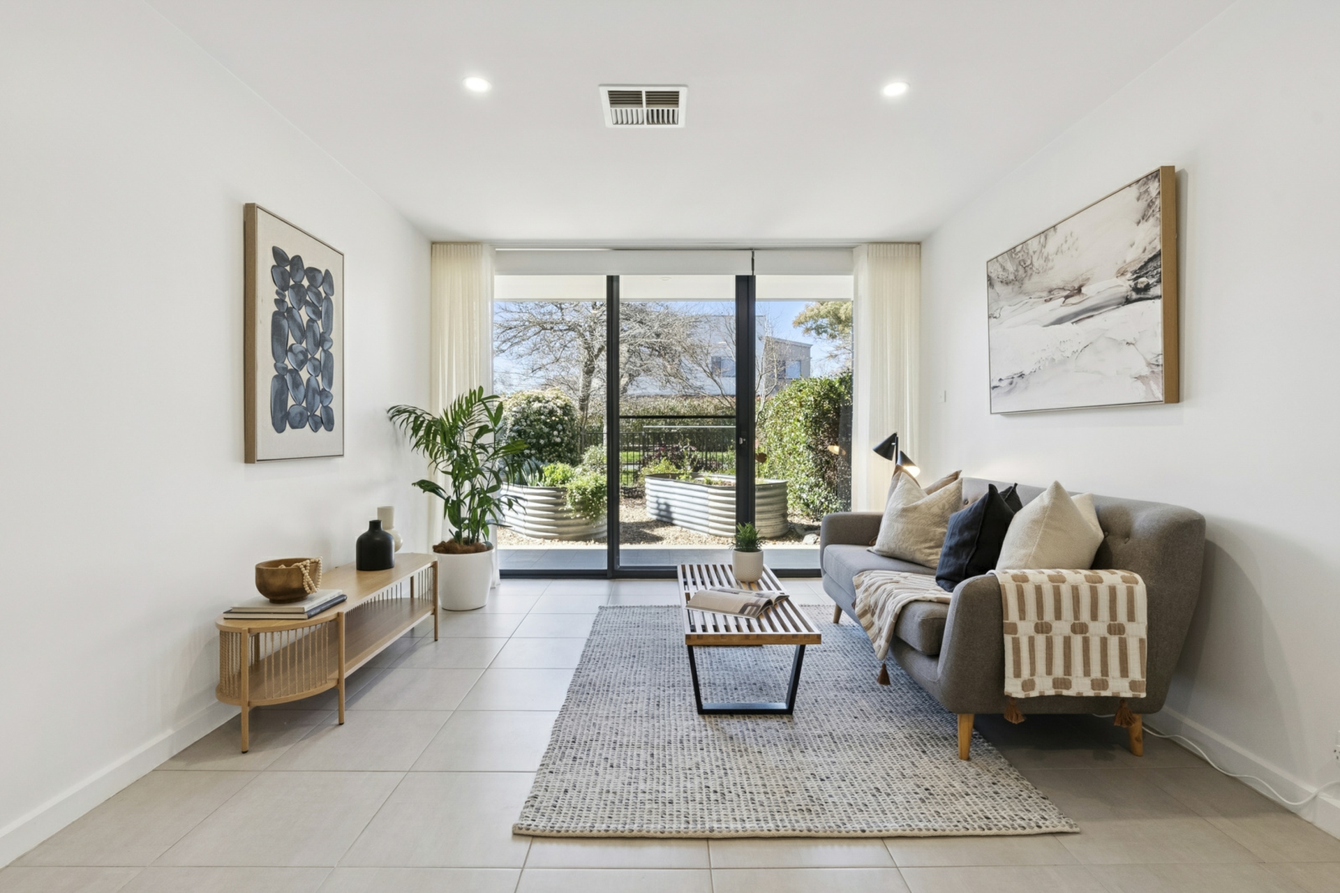 1/3 Hay Street — photo from LJ Hooker Canberra City