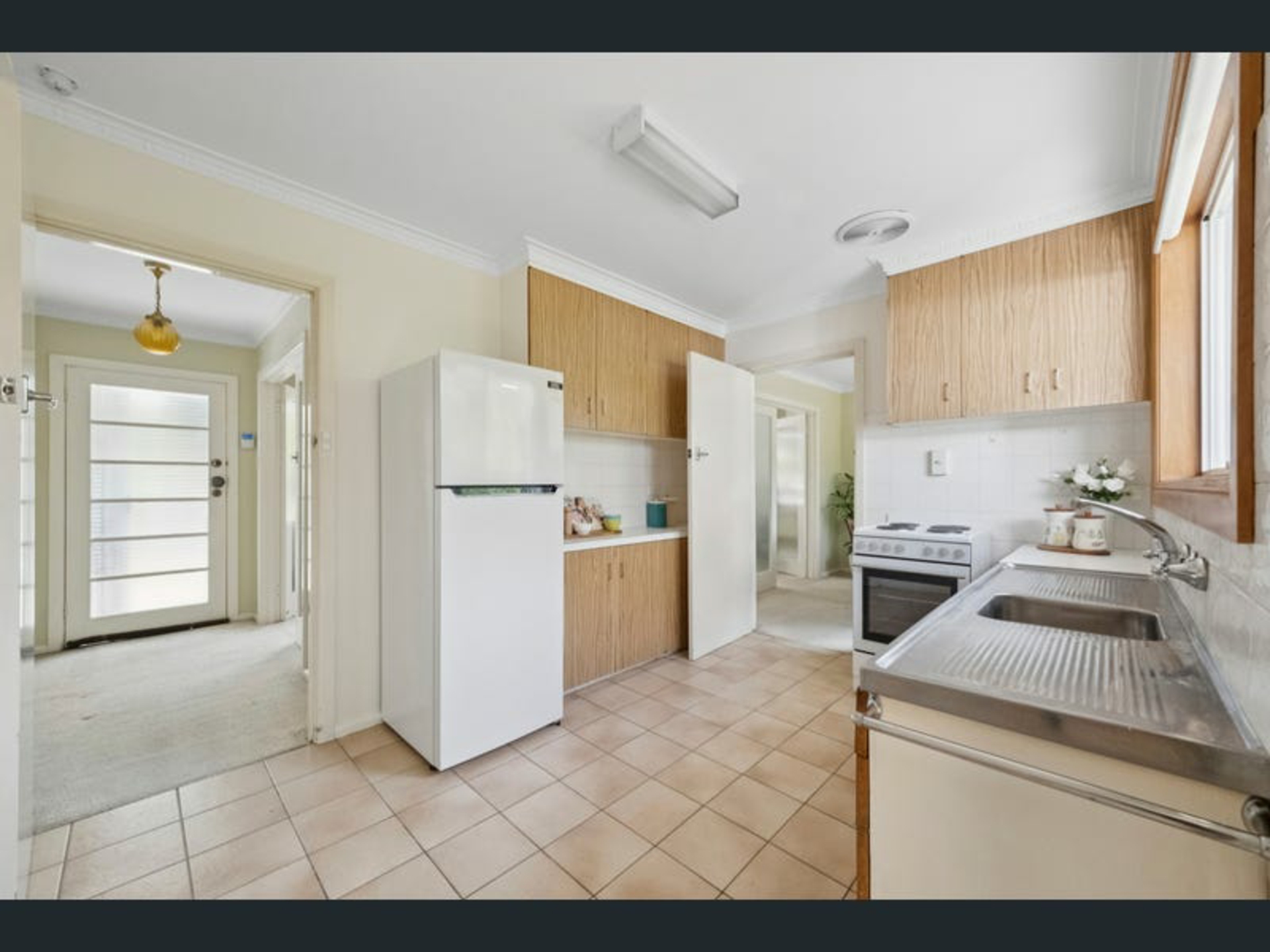 3 Fairfax Street — photo 4 of 14