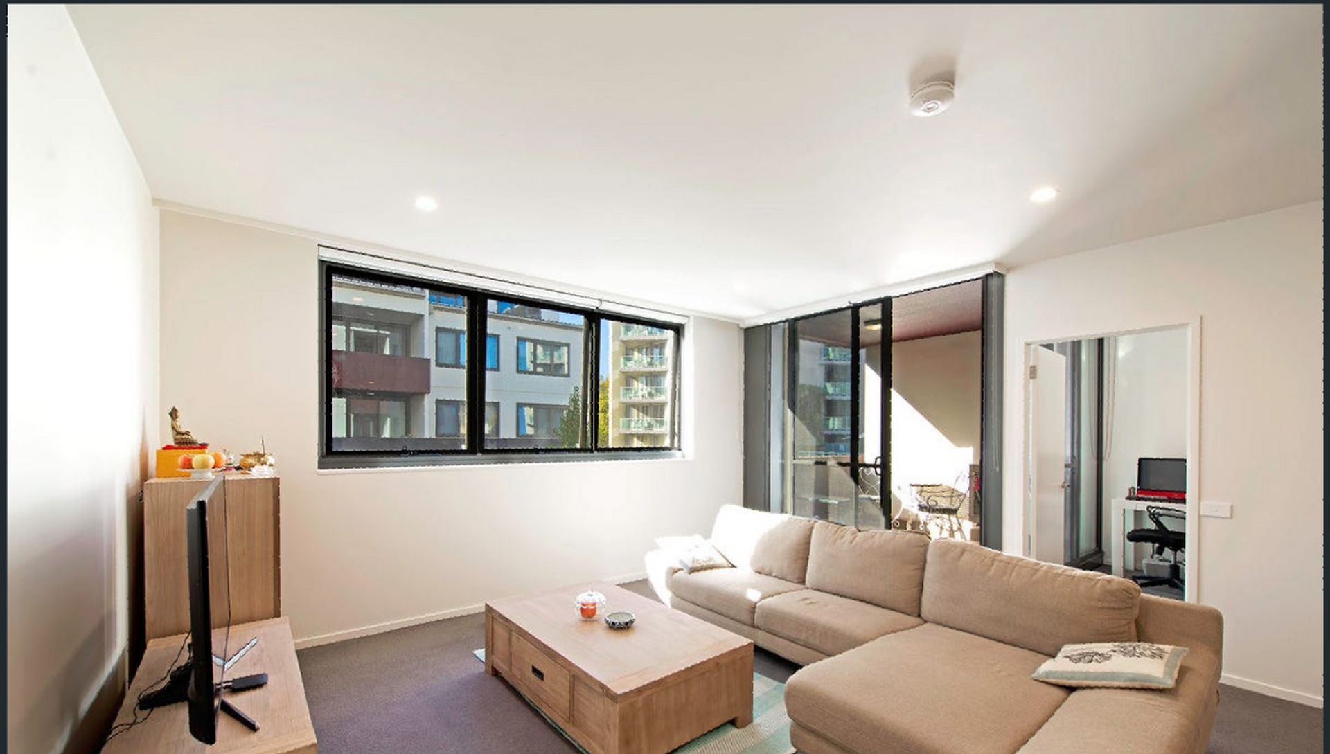 208/102 Northbourne Avenue — photo 3 of 7