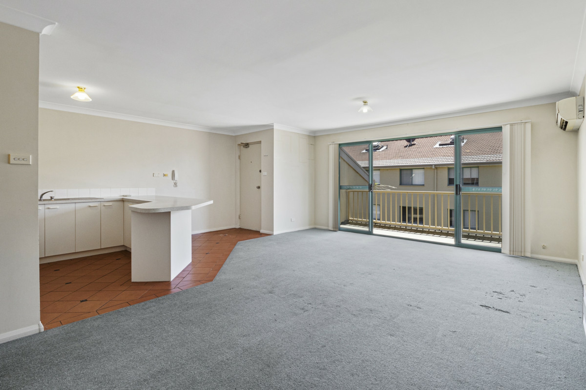 72/53 McMillan Crescent — photo from LJ Hooker Canberra City