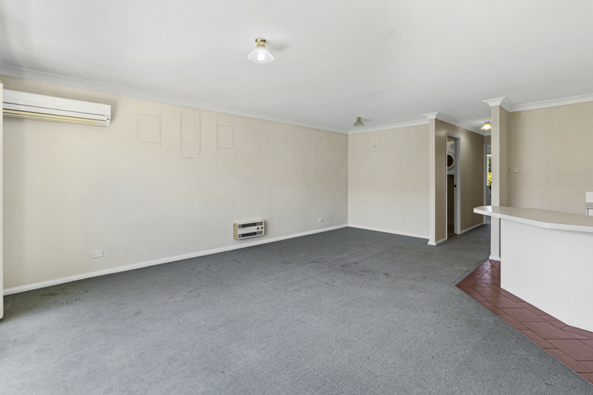 72/53 McMillan Crescent — photo 4 of 13