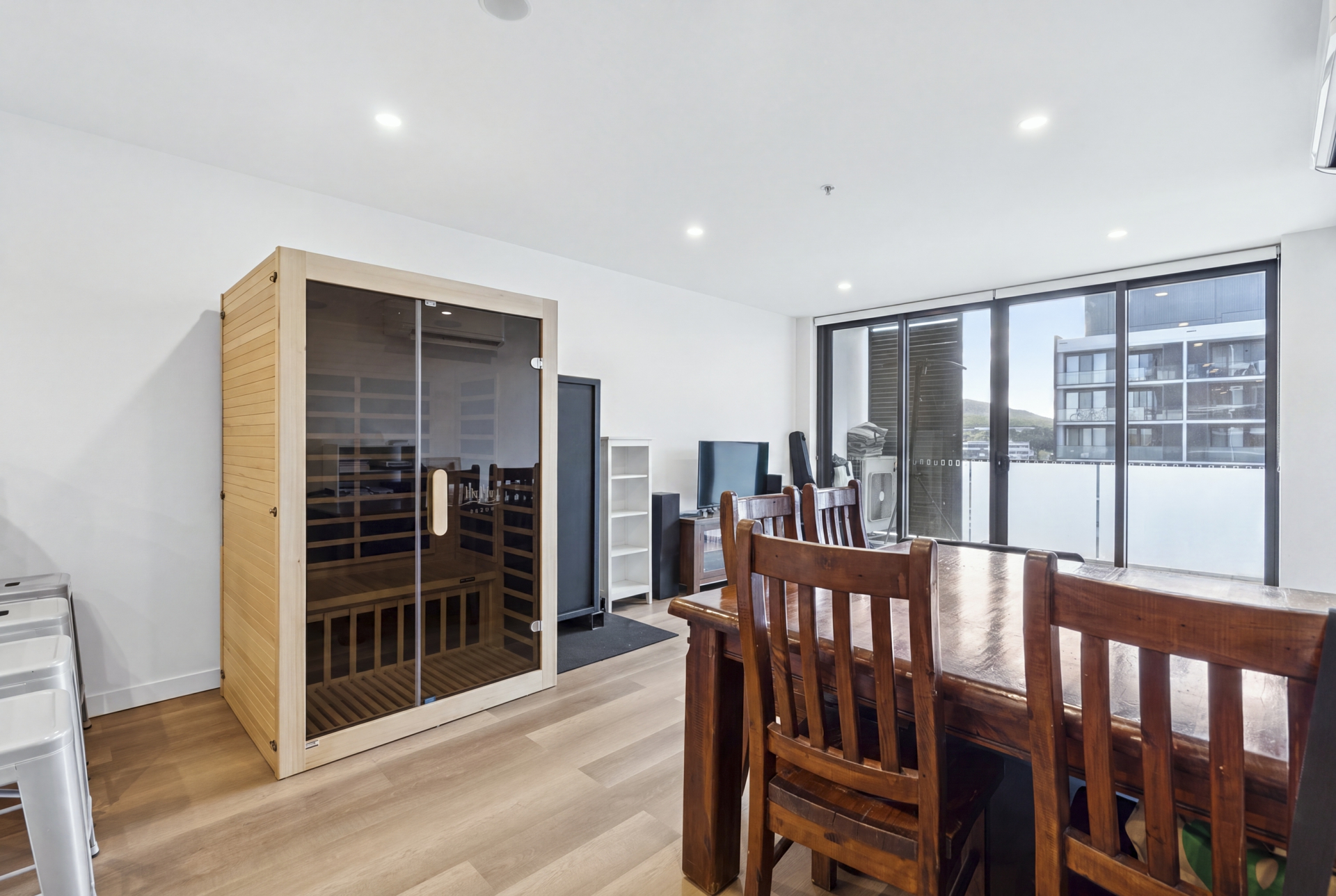 321/69 John Gorton Drive — photo 10 of 28