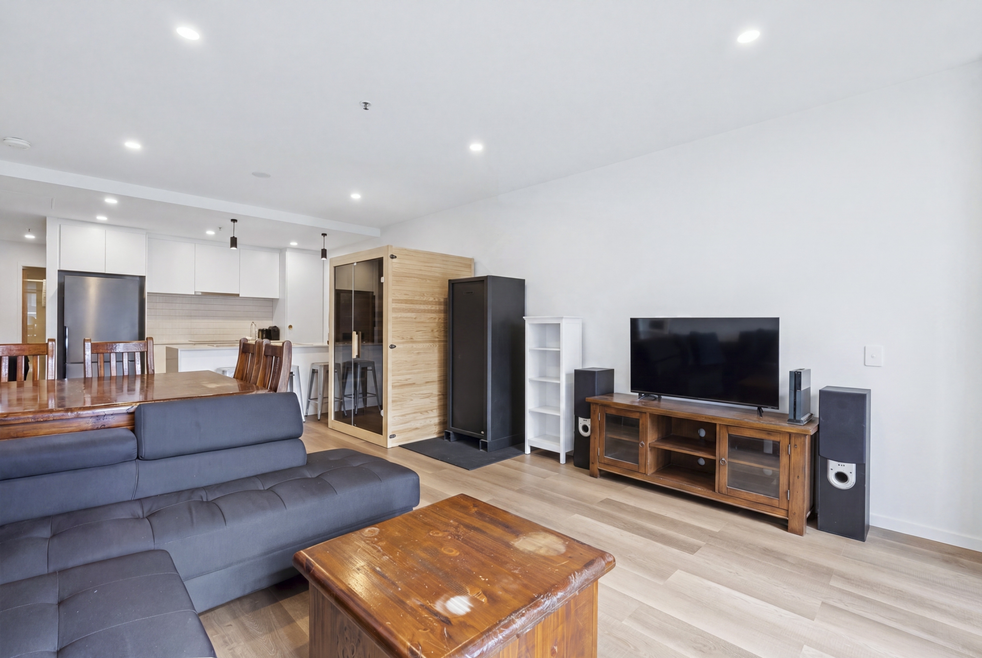 321/69 John Gorton Drive — photo 12 of 28