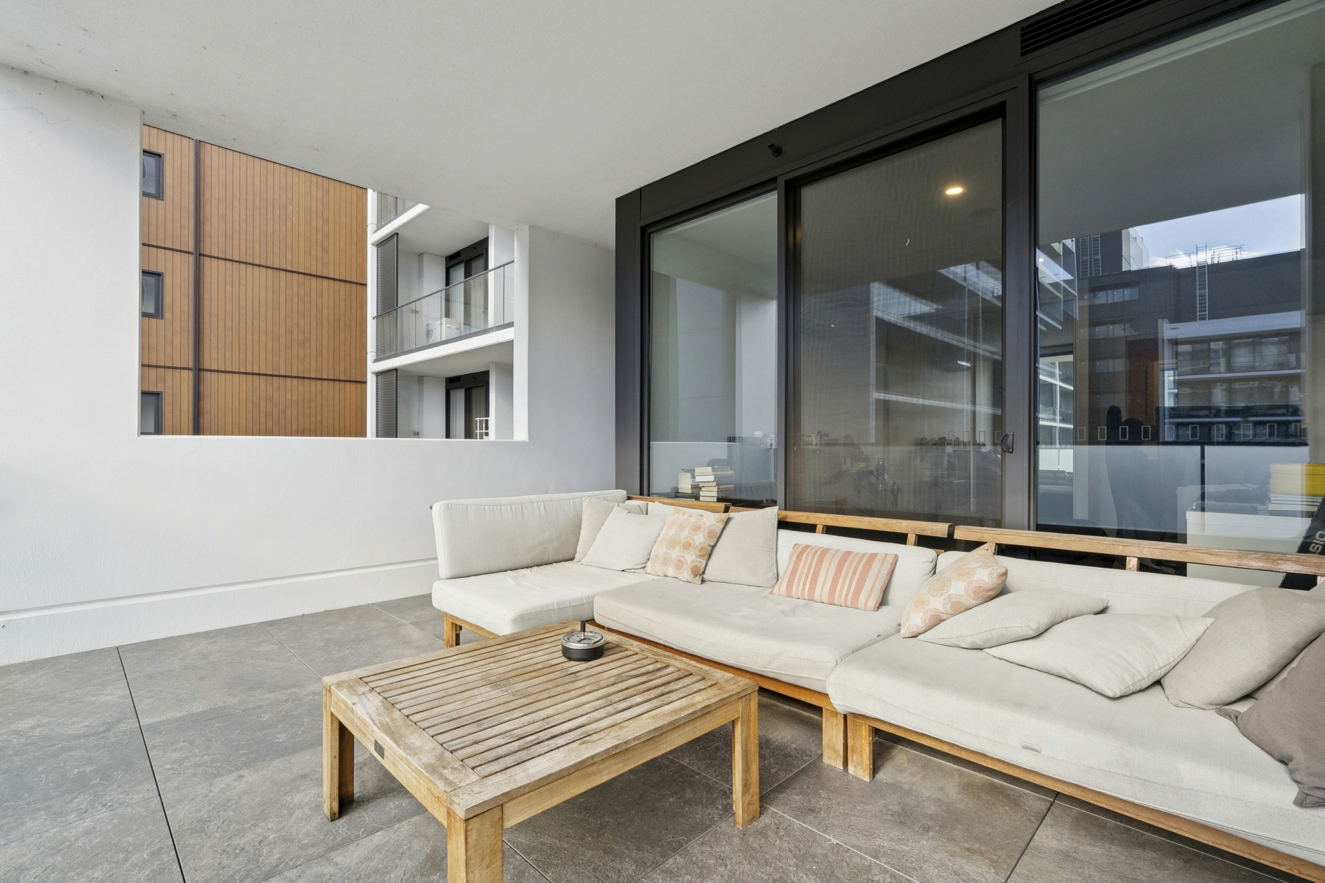 321/69 John Gorton Drive — photo 18 of 28