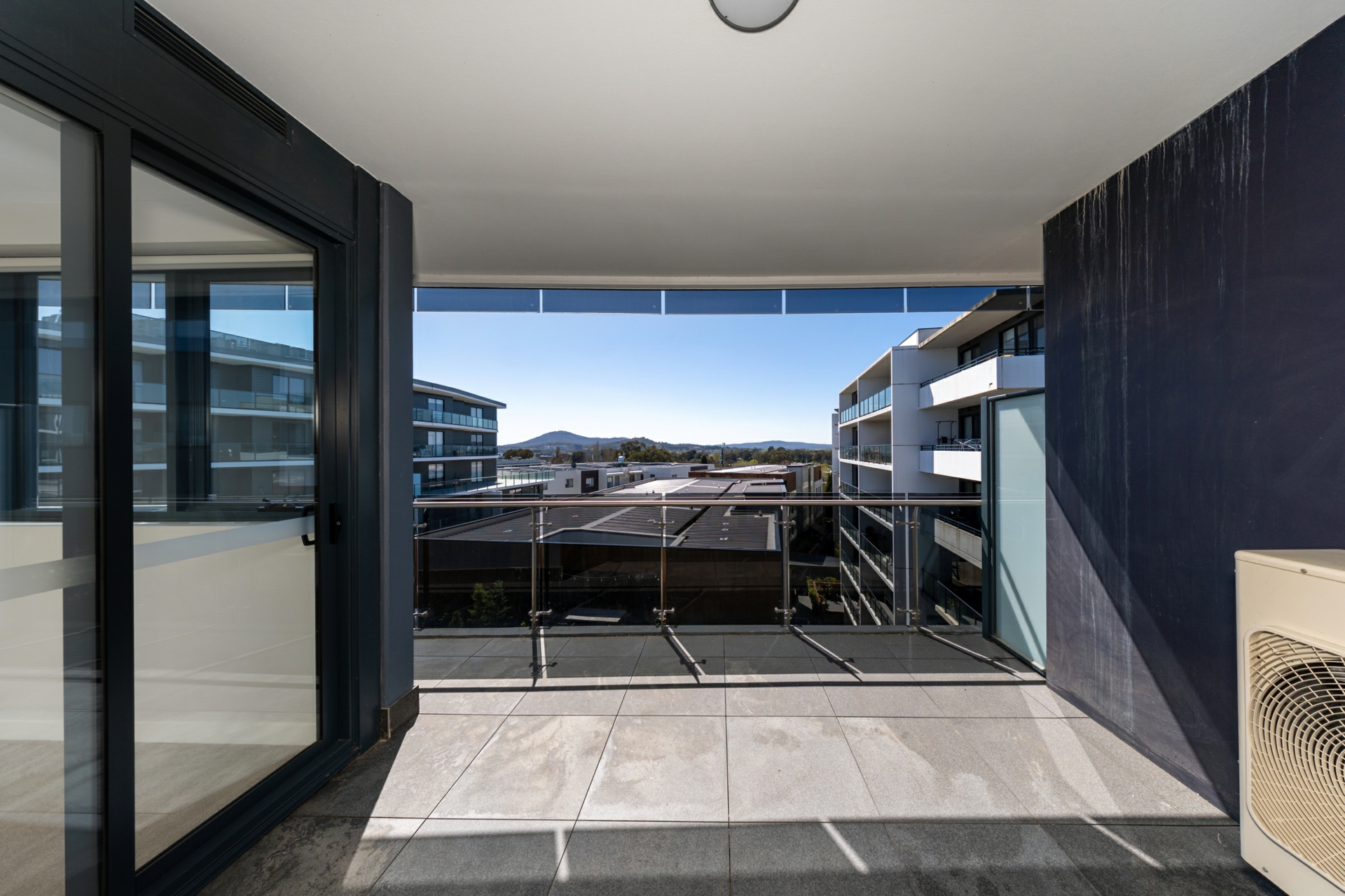 51/115 Canberra Avenue — photo 12 of 18