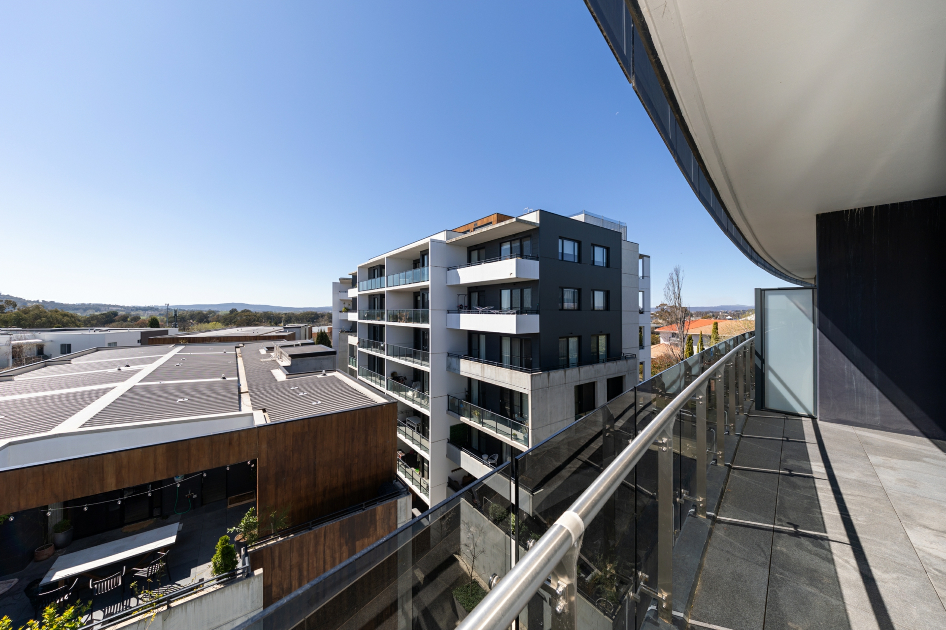 51/115 Canberra Avenue — photo 15 of 18
