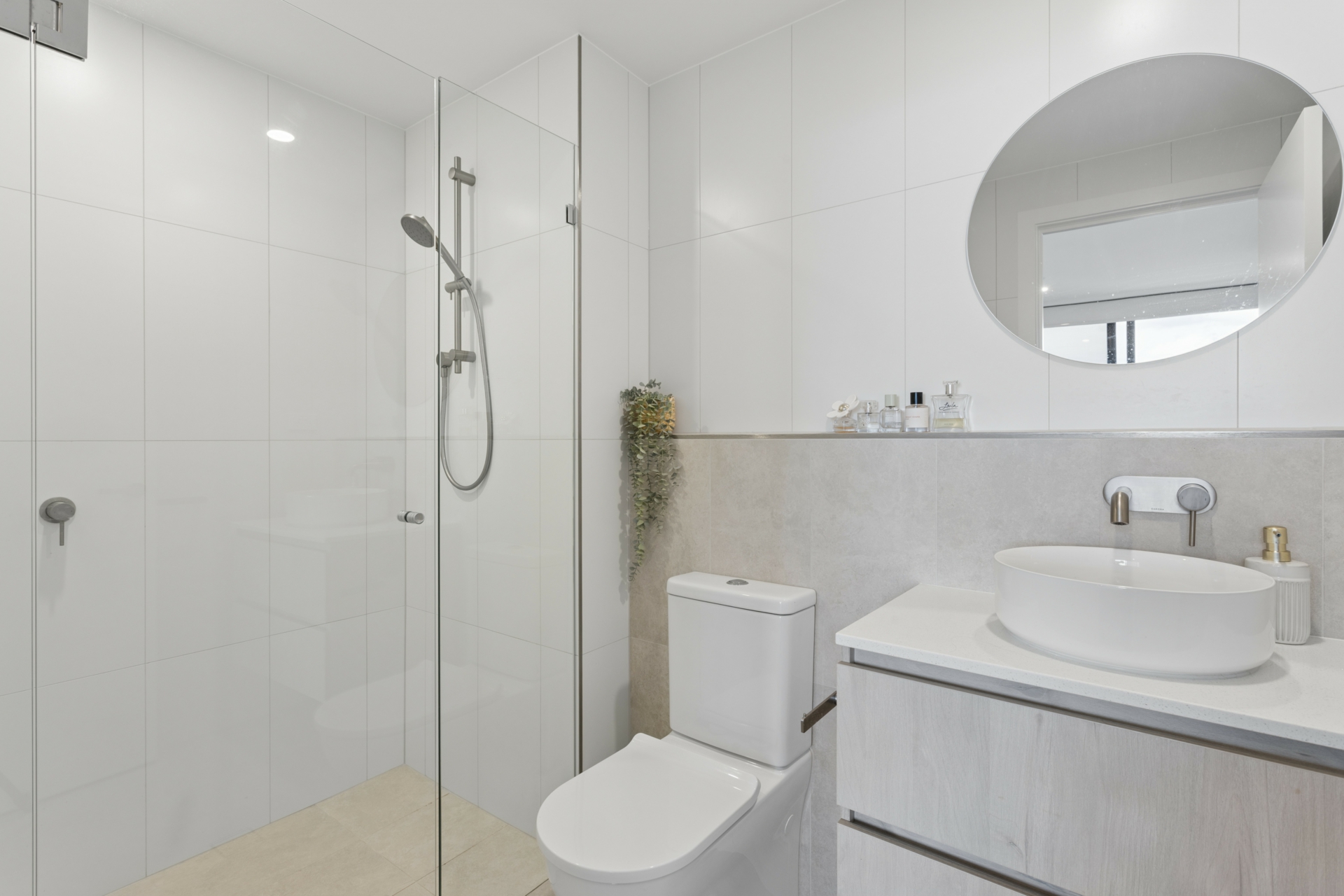 713/61 Camilleri Way — photo 8 of 13