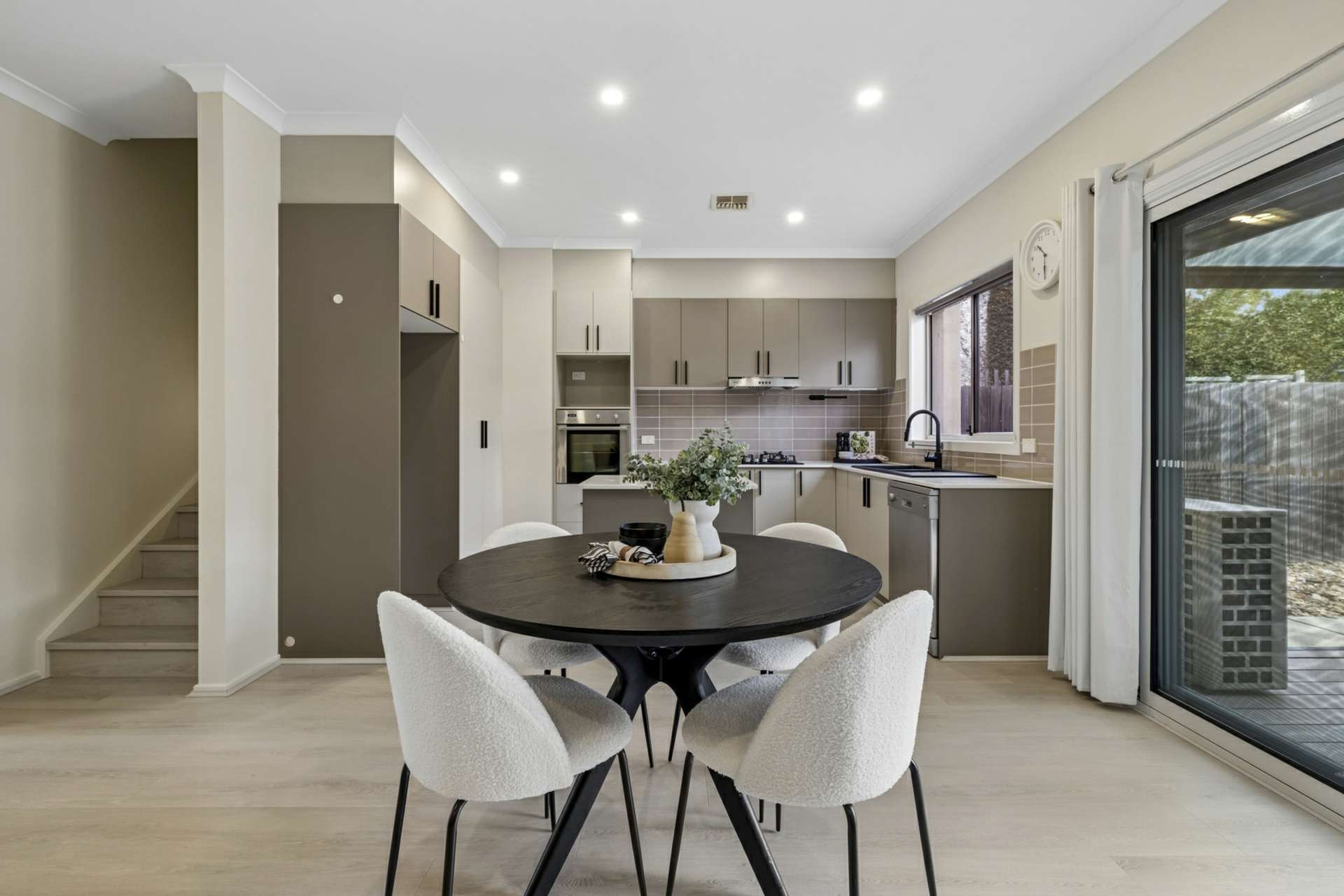 40 Mapleton Avenue — photo 3 of 30