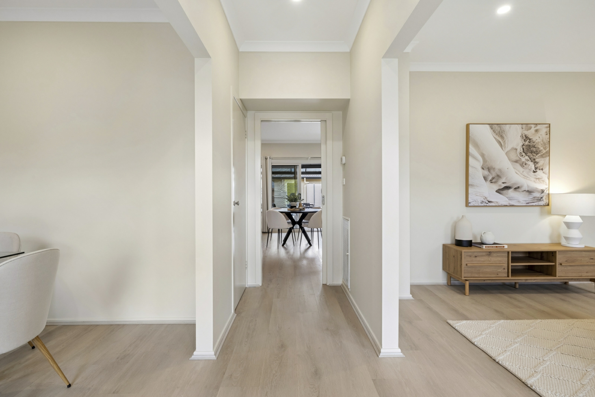 40 Mapleton Avenue — photo 10 of 30
