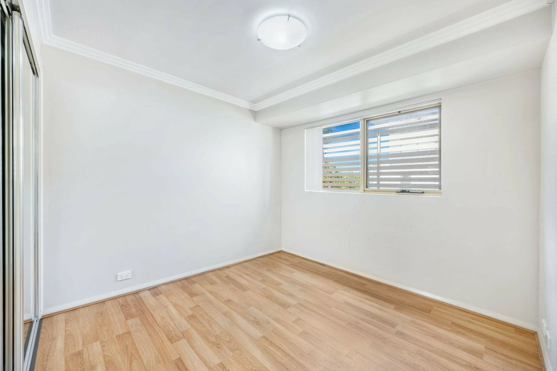 6/64 Macleay Street — photo 8 of 11