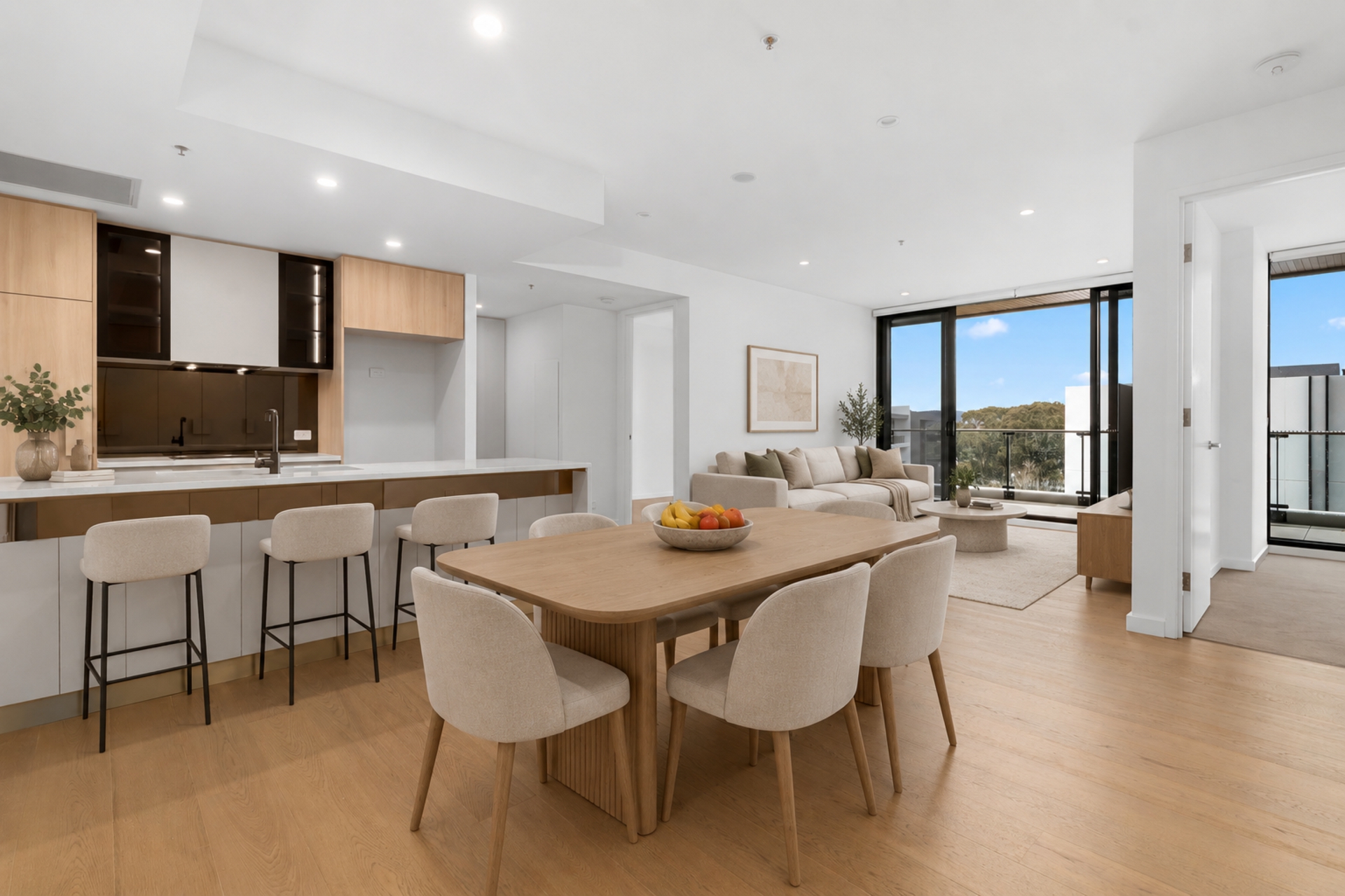 82/44 Constitution Avenue — photo from LJ Hooker Canberra City