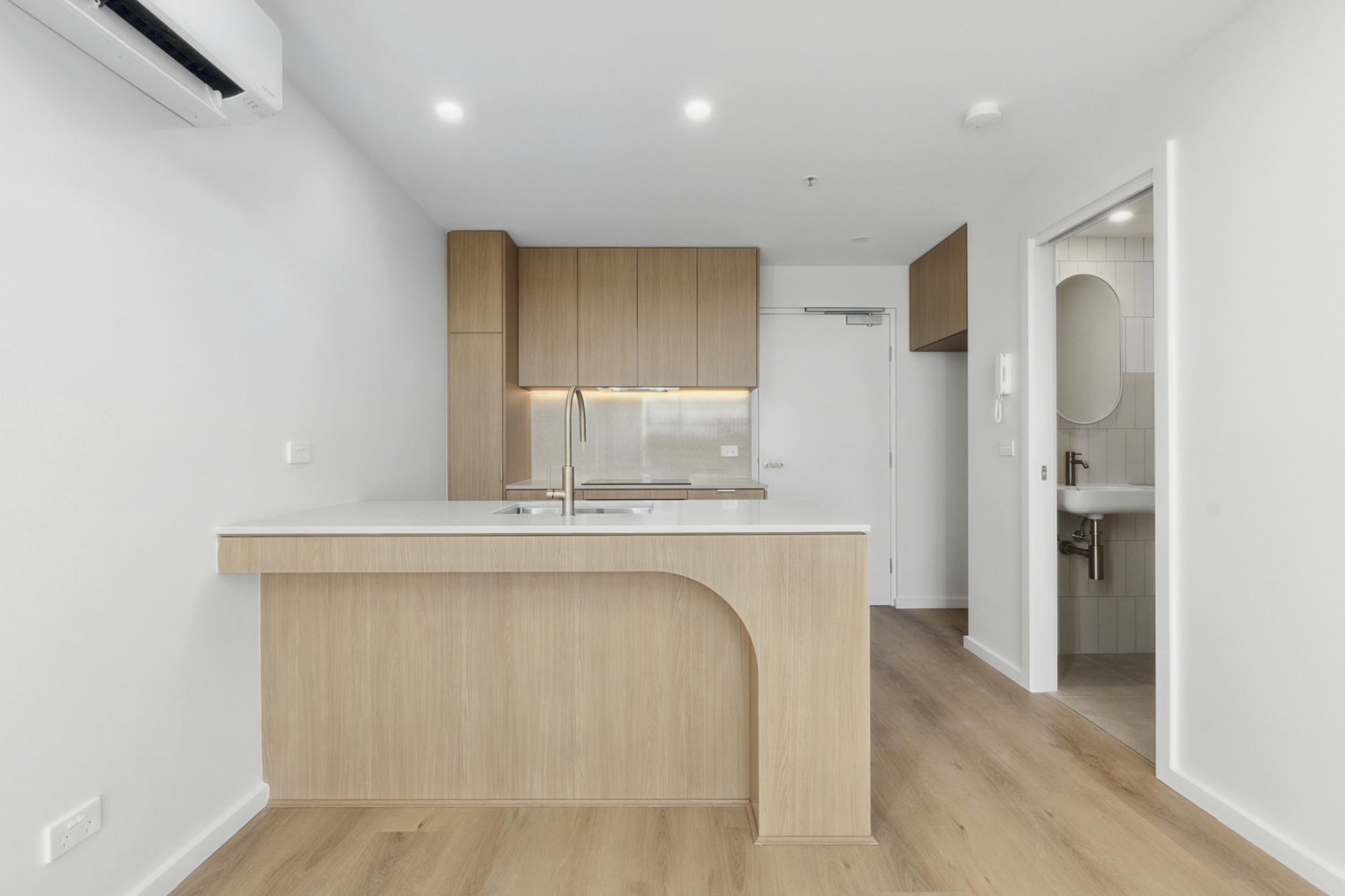 CG09/1 Holborow Avenue — photo 3 of 15