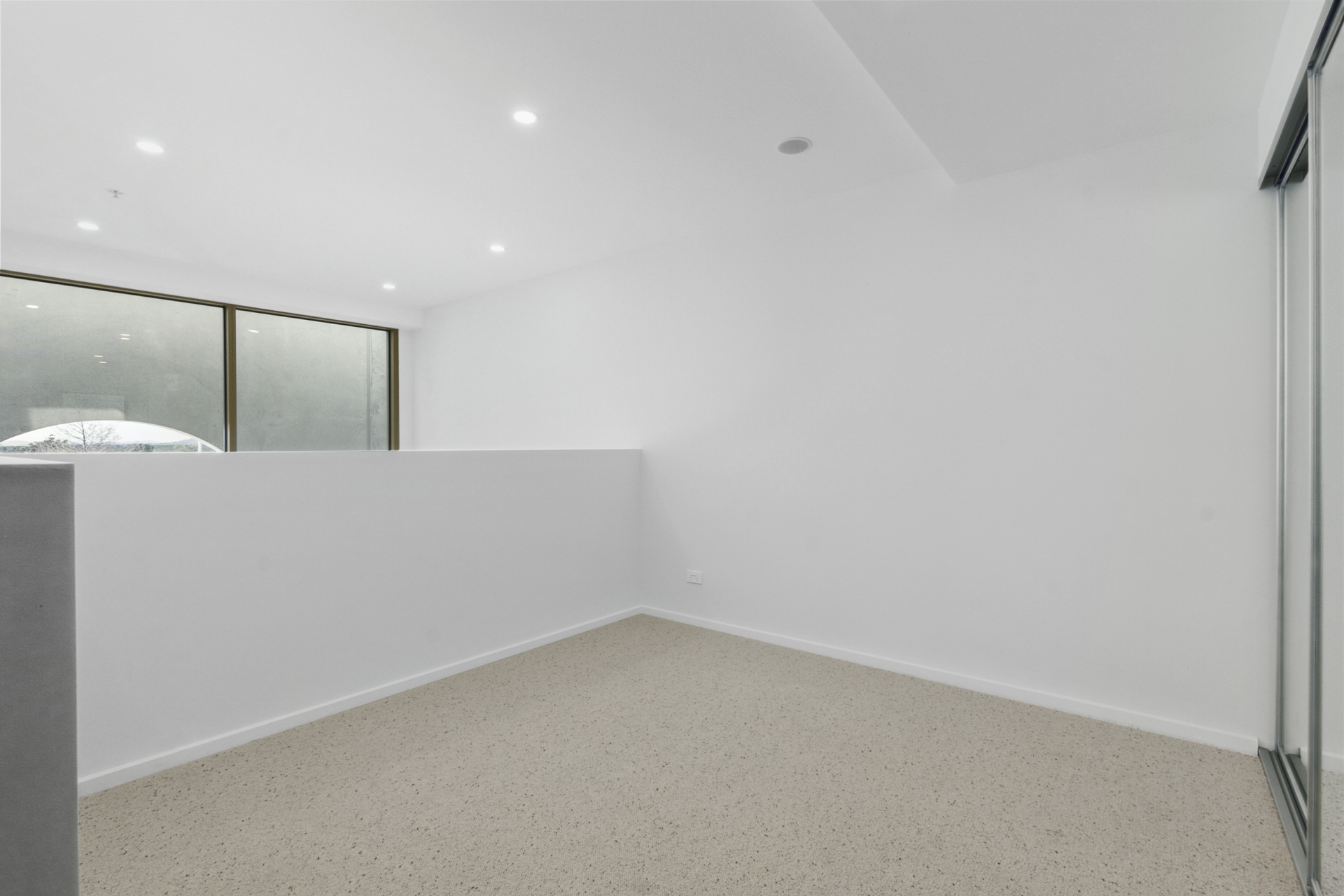 CG09/1 Holborow Avenue — photo 7 of 15