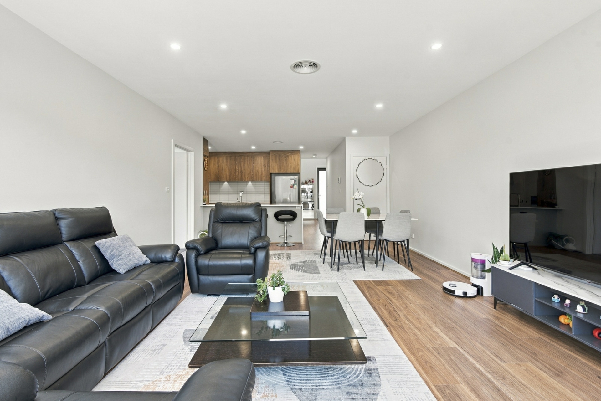 52/3 Martel Street — photo 12 of 30