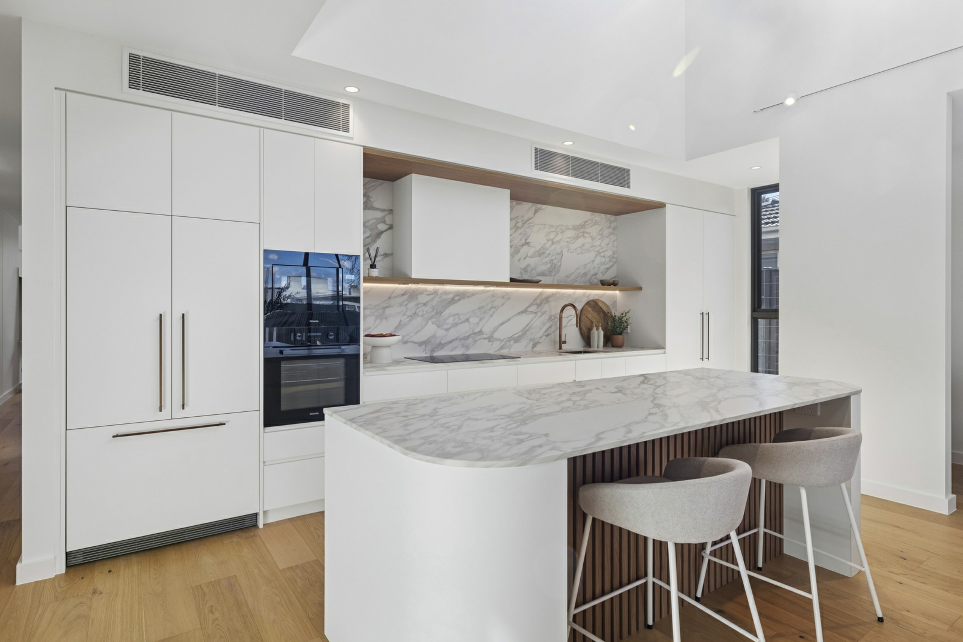 1/48 Stuart Street — photo 3 of 30