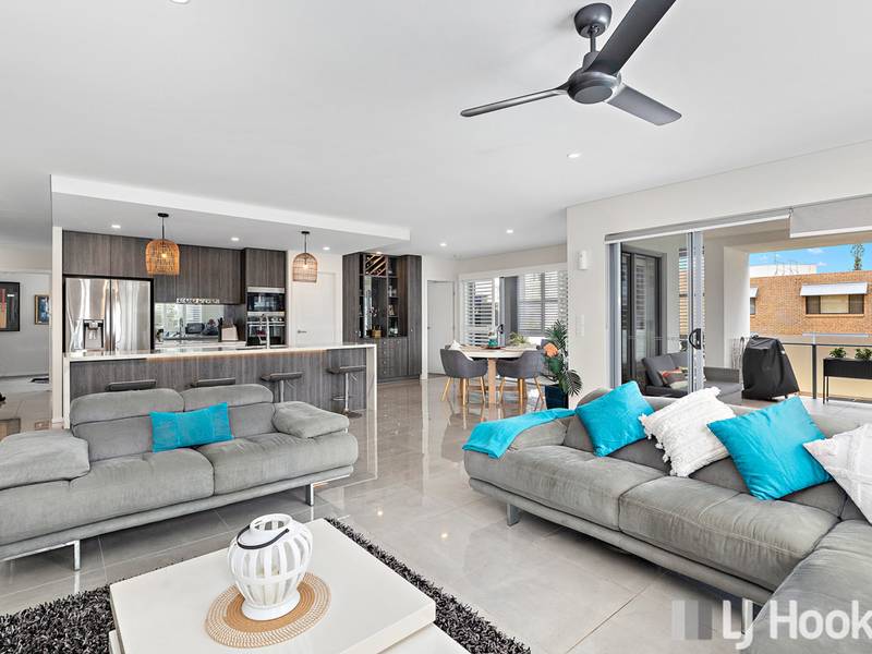 88/45 Shore Street East — photo from LJ Hooker Property Centre