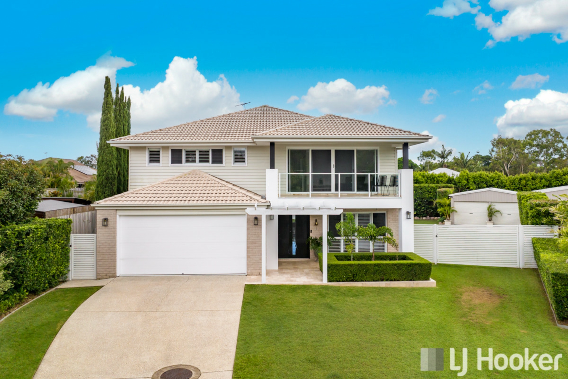 16 Acer Place, Redland Bay