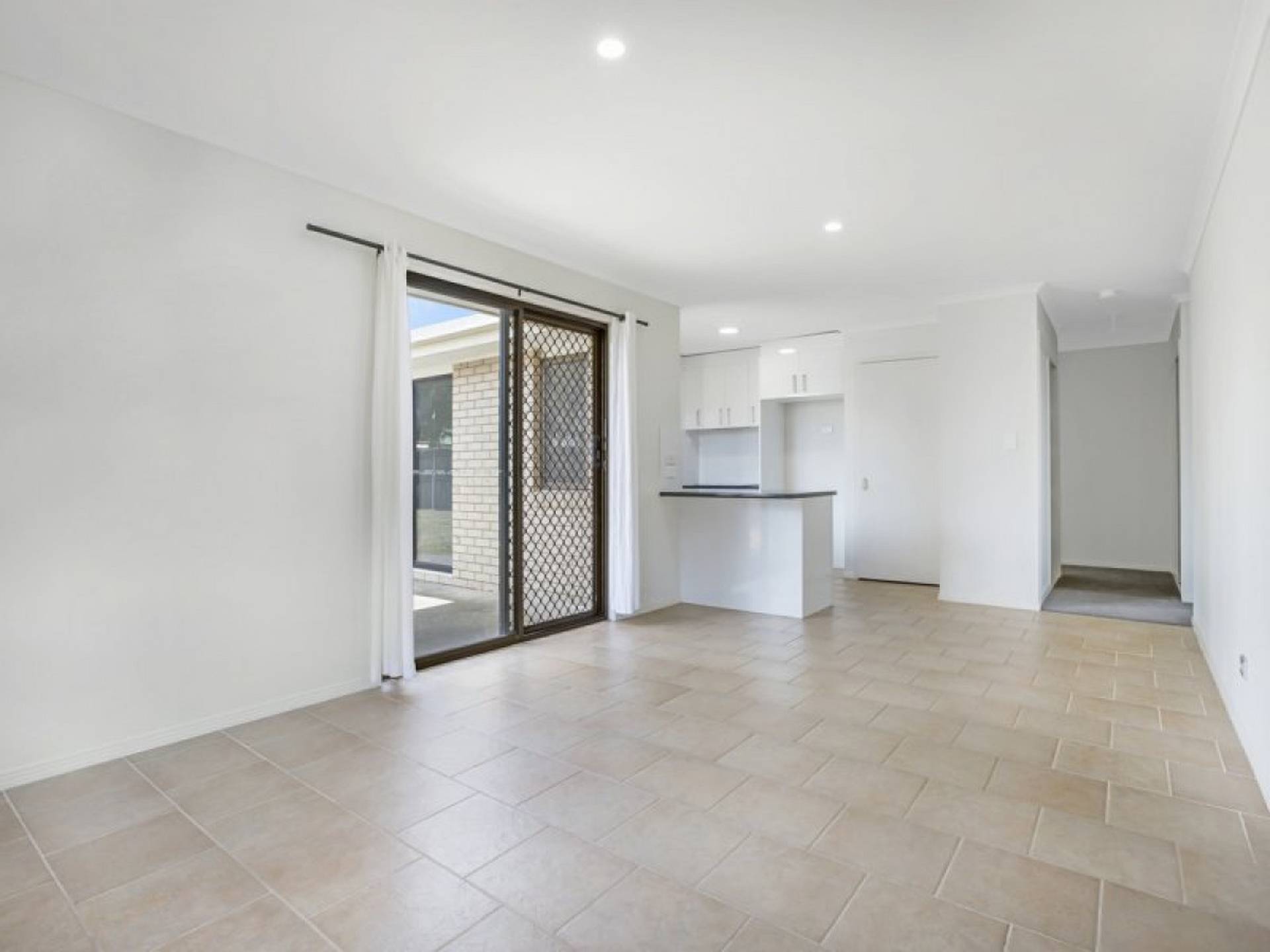 1 Tea Tree Court, VICTORIA POINT