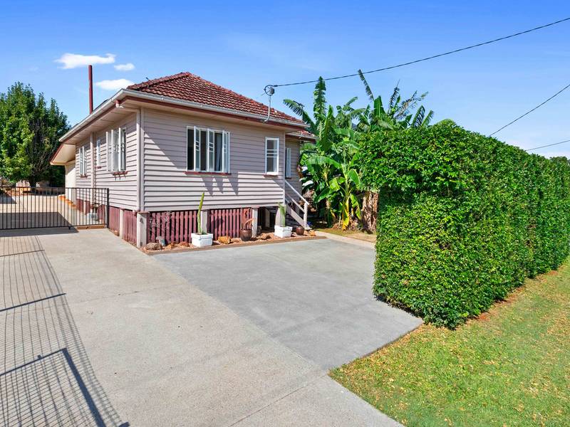 19 MacKenzie Street, MANLY WEST