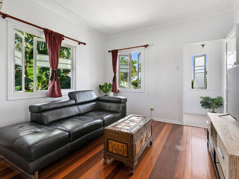 19 MacKenzie Street, MANLY WEST