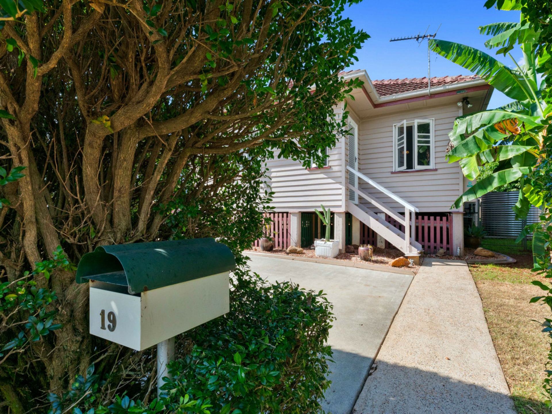 19 MacKenzie Street, MANLY WEST
