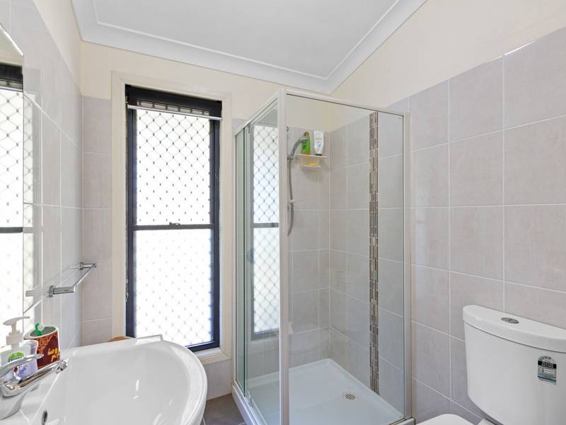 28 Leanne Street, MACLEAY ISLAND