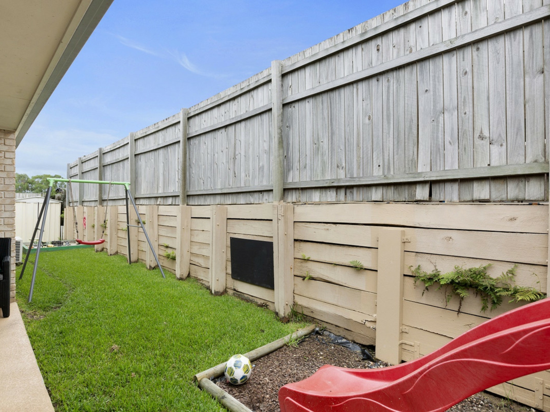 12 Daphne Place, WAKERLEY