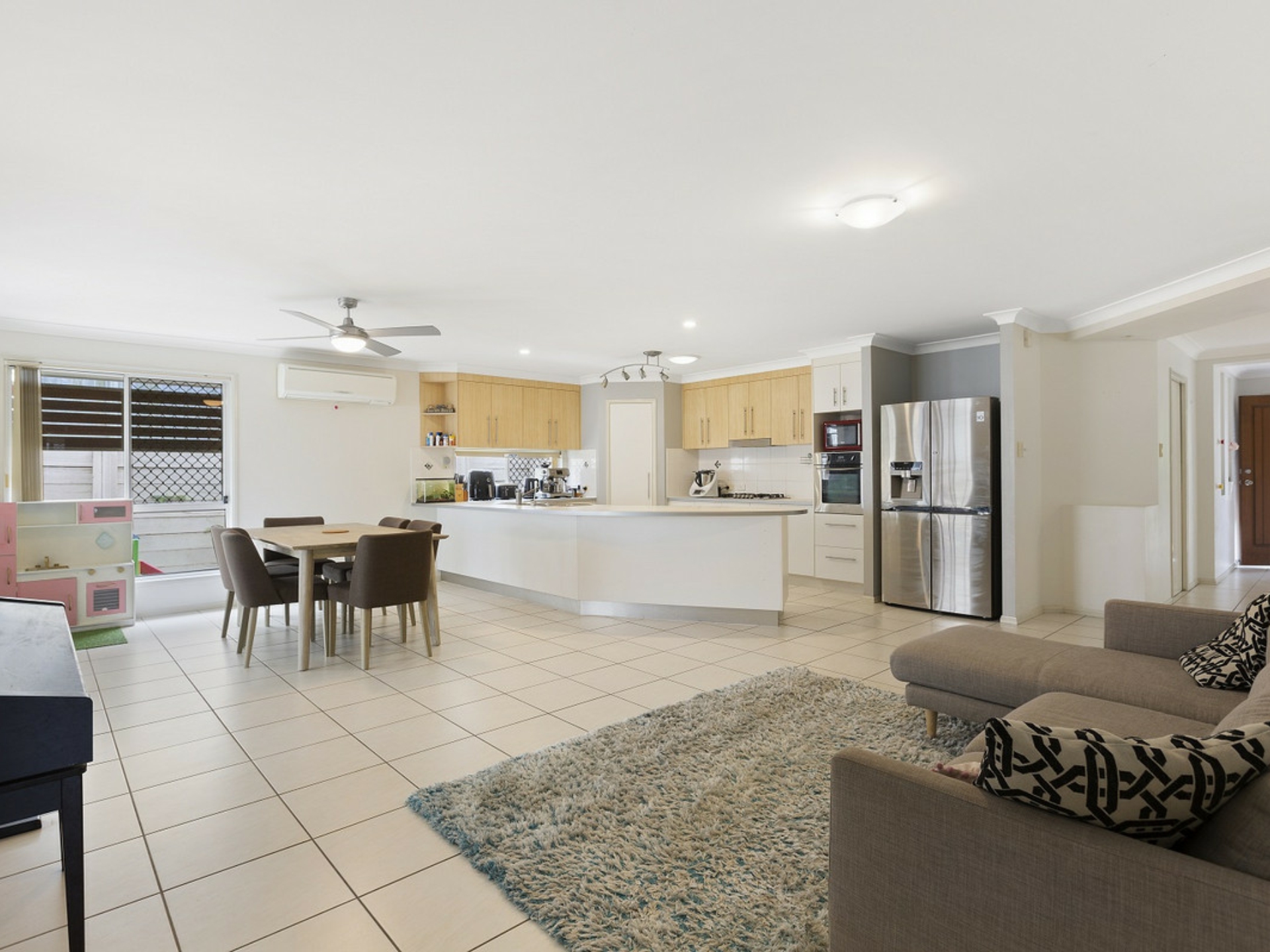 12 Daphne Place, WAKERLEY