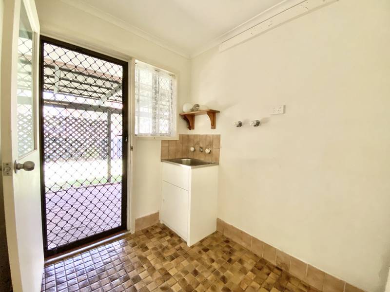 27 Burwood Road, ALEXANDRA HILLS