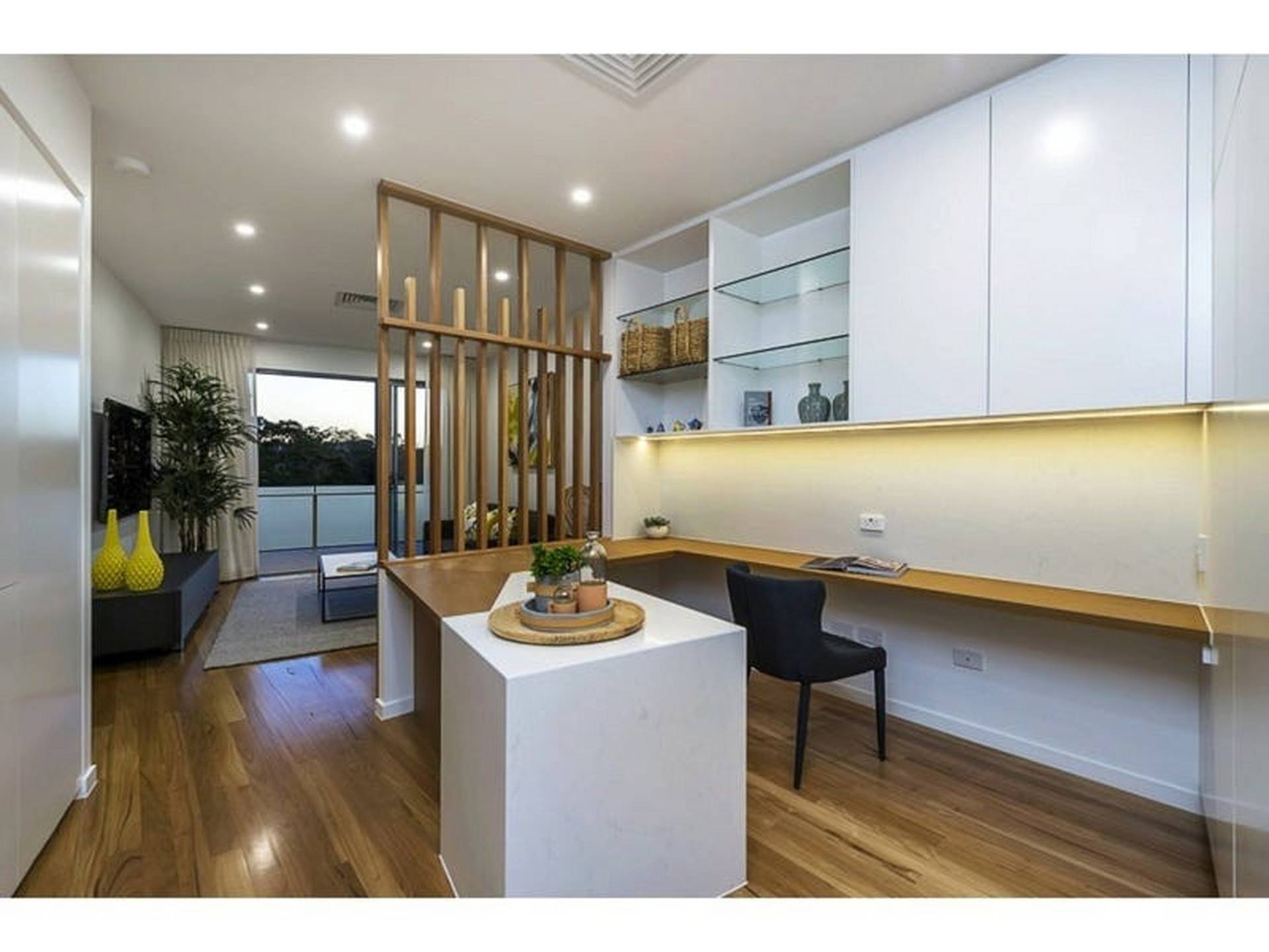 19/56 Bellevue Tce, ST LUCIA
