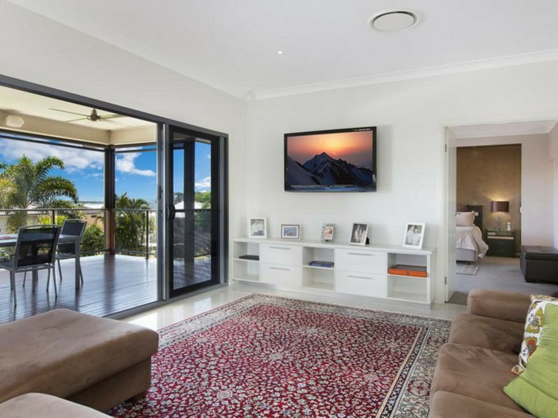 204 School Of Arts Road, REDLAND BAY