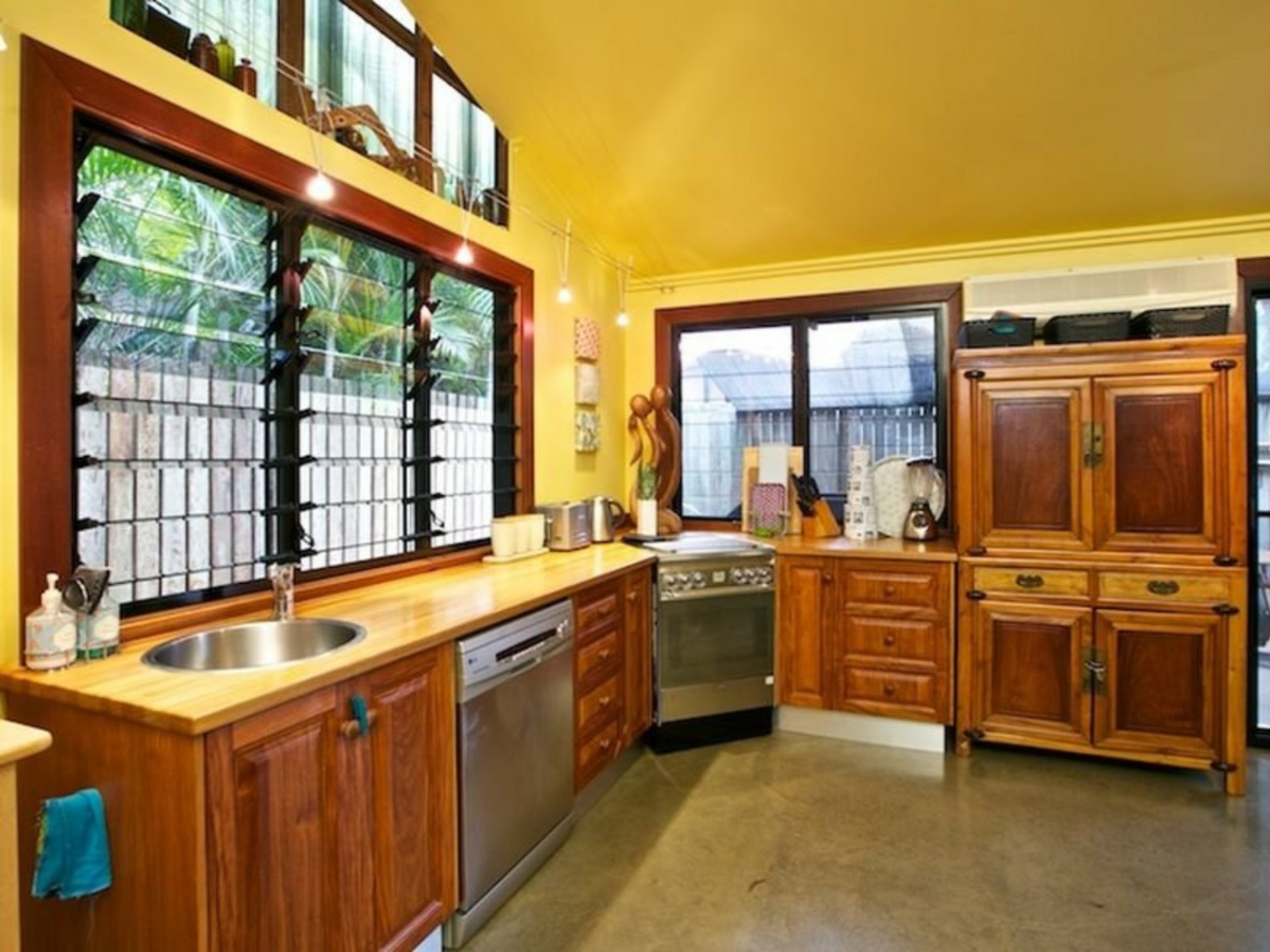 27 Troy Street, ORMISTON