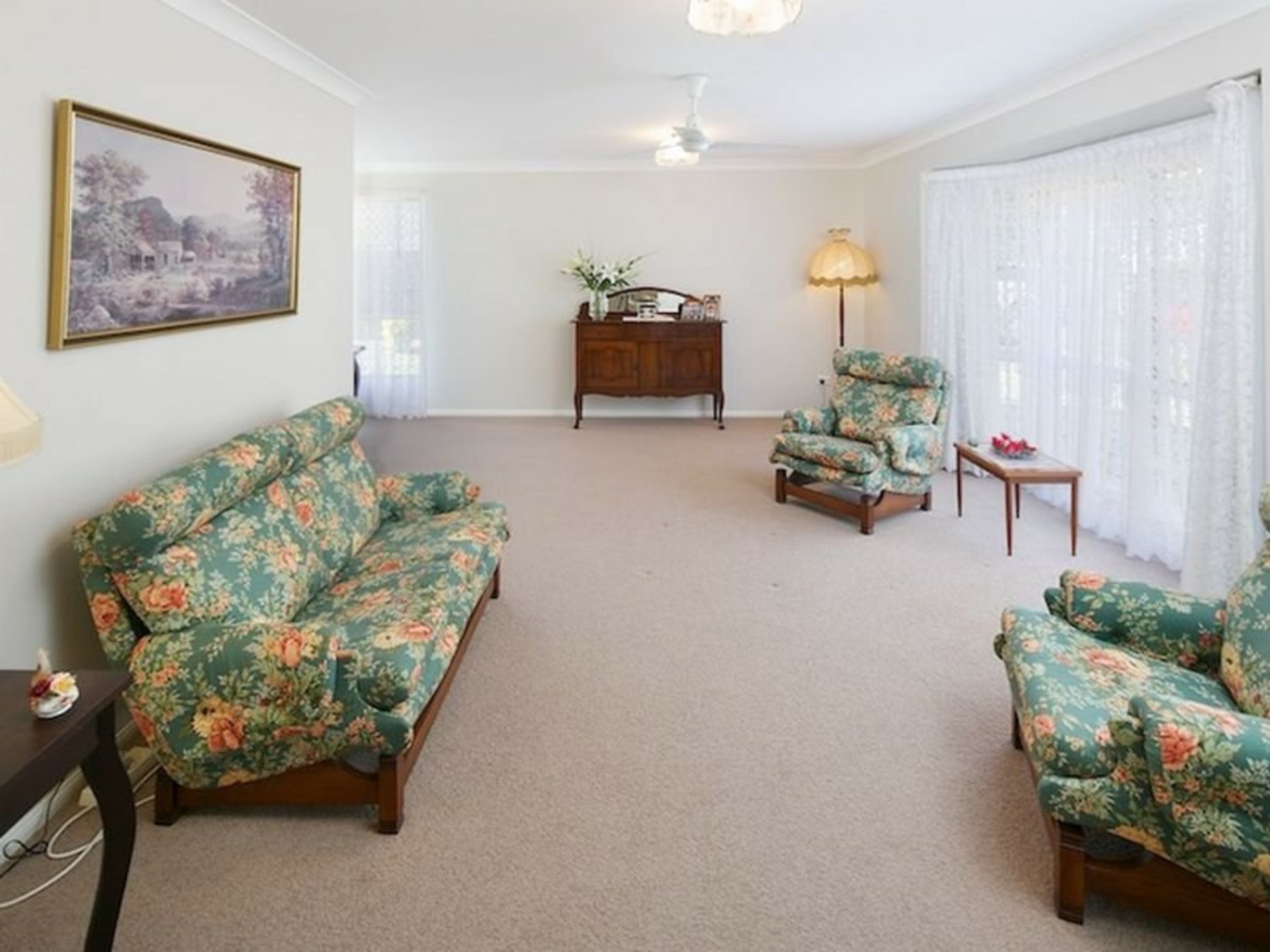 9-10 Leicester Street, BIRKDALE