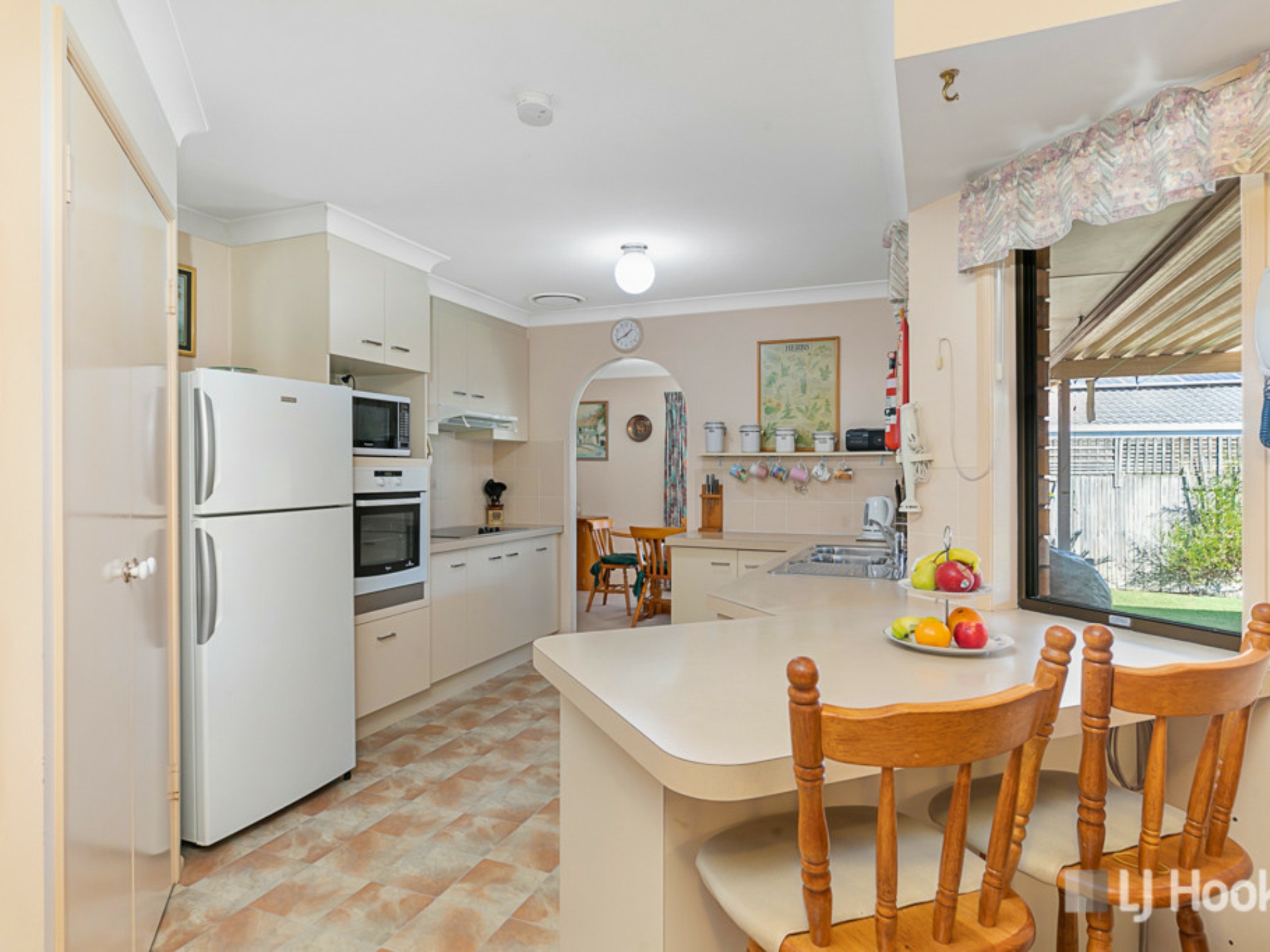 14 Glenwood Court, BIRKDALE