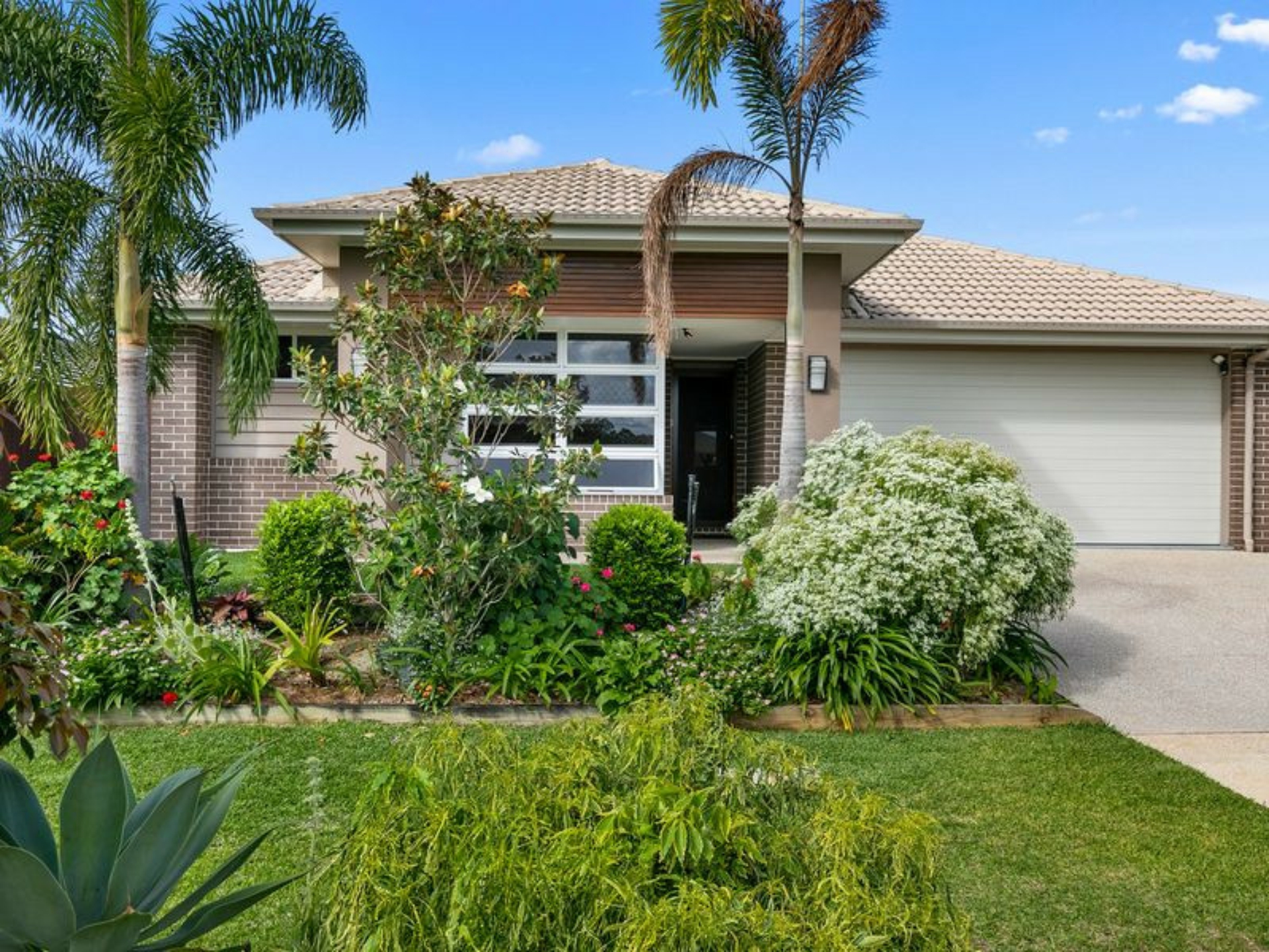 25 Brindabella Circuit, THORNLANDS