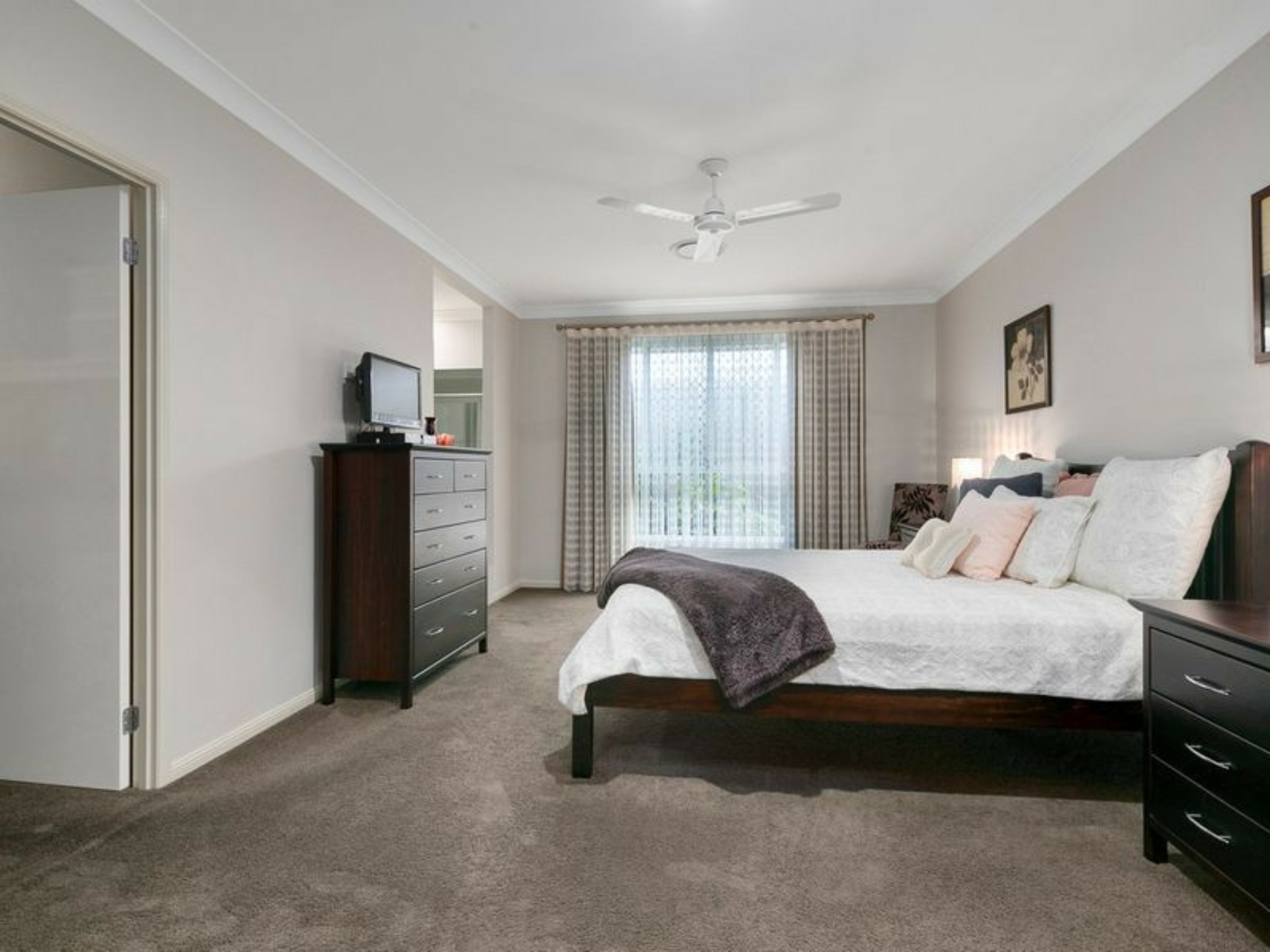 25 Brindabella Circuit, THORNLANDS