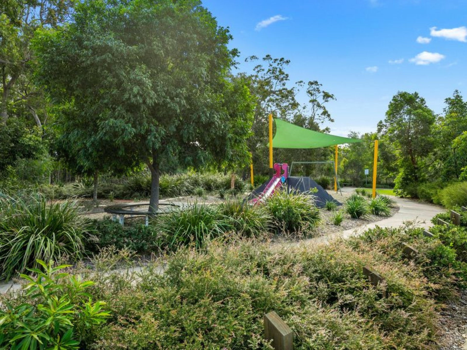 25 Brindabella Circuit, THORNLANDS